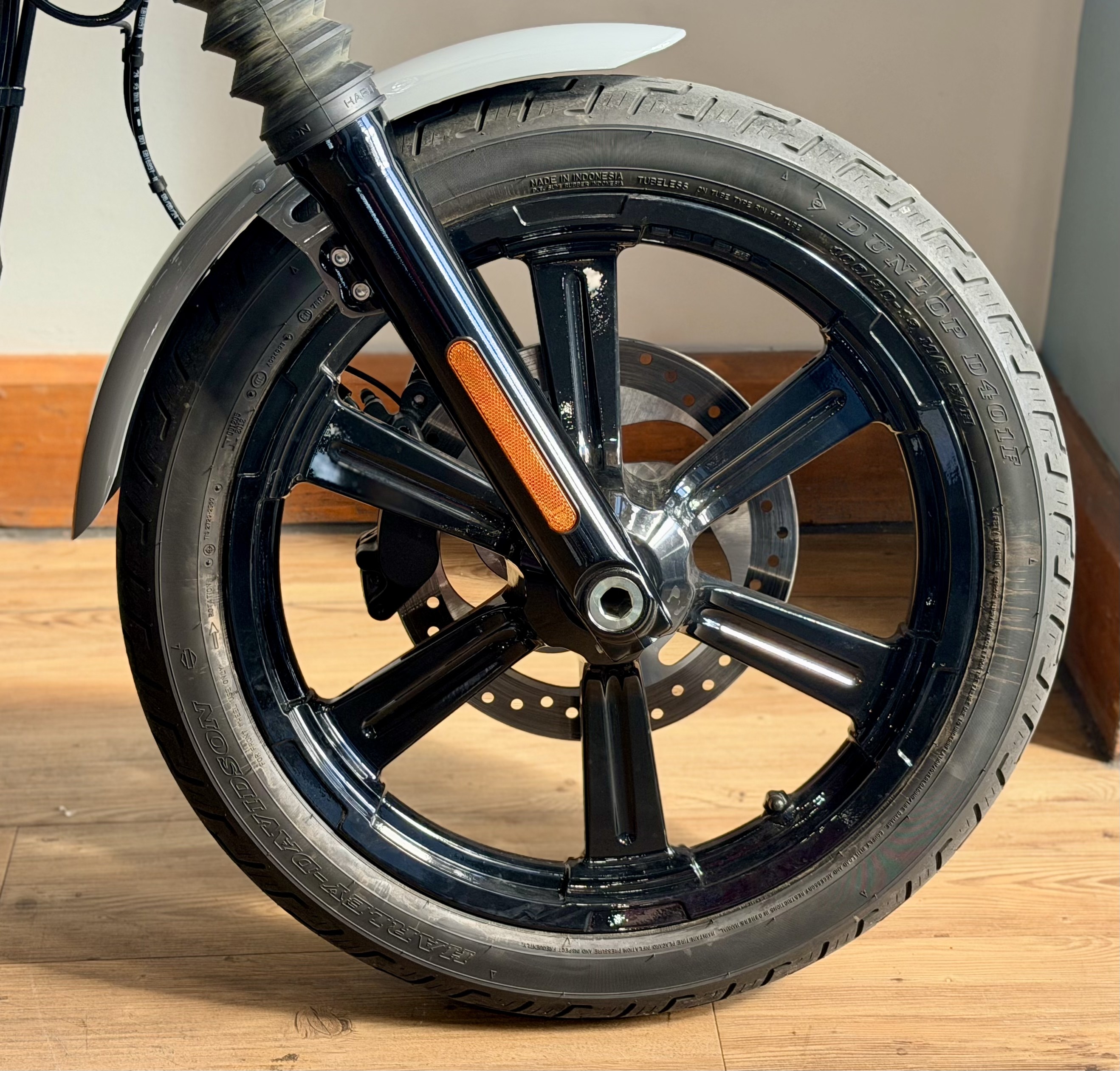 2025 Harley-Davidson Street Bob® in Loveland, Colorado - Photo 8