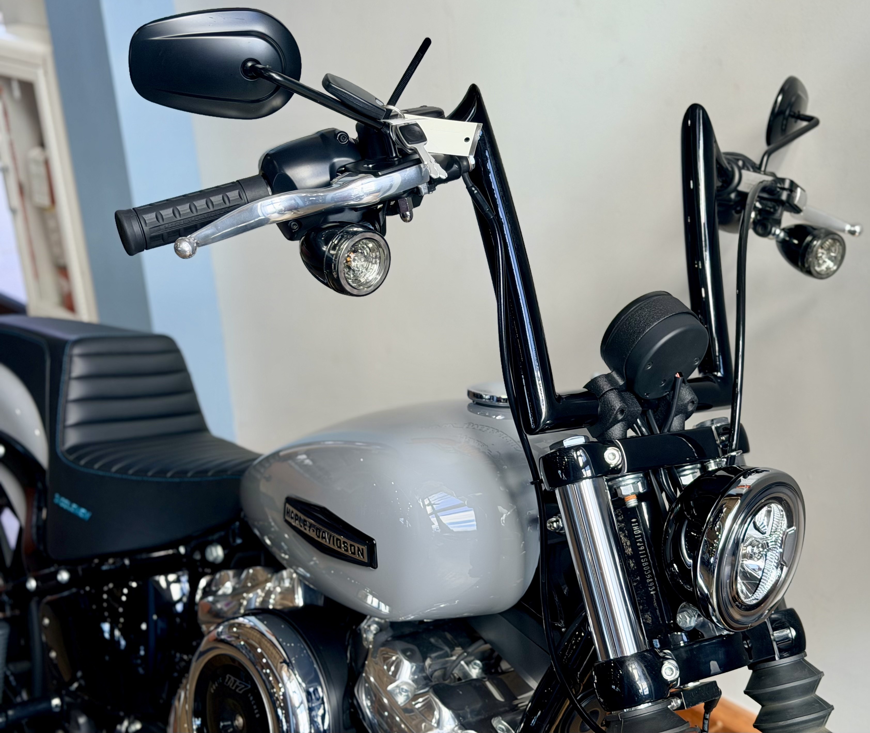 2025 Harley-Davidson Street Bob® in Loveland, Colorado - Photo 9