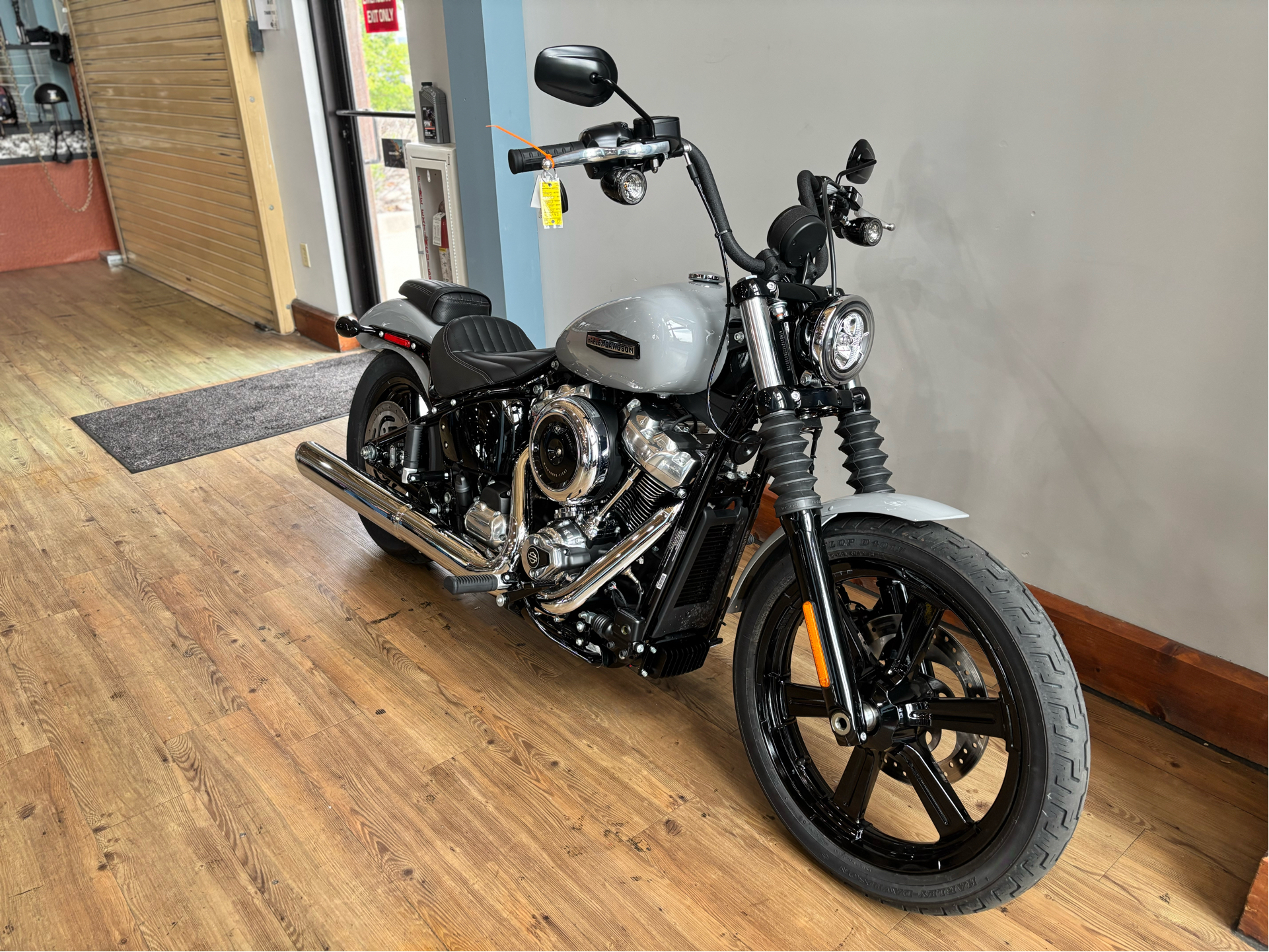 2025 Harley-Davidson Street Bob® in Loveland, Colorado - Photo 3