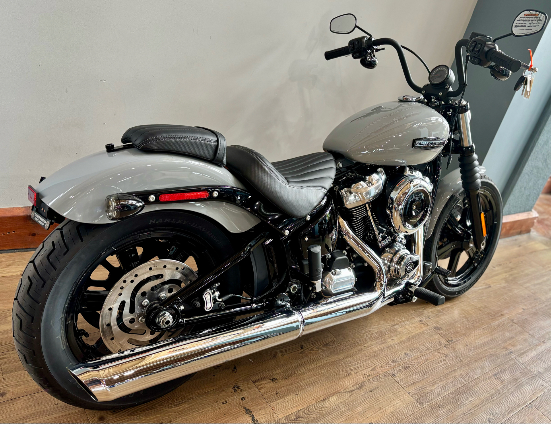 2025 Harley-Davidson Street Bob® in Loveland, Colorado - Photo 4