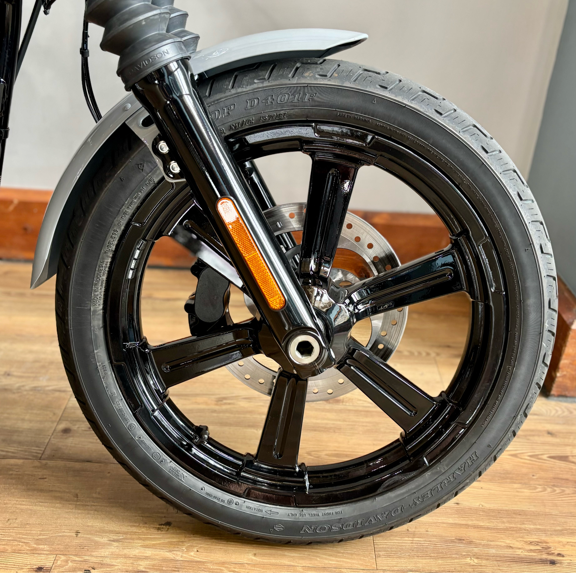 2025 Harley-Davidson Street Bob® in Loveland, Colorado - Photo 10