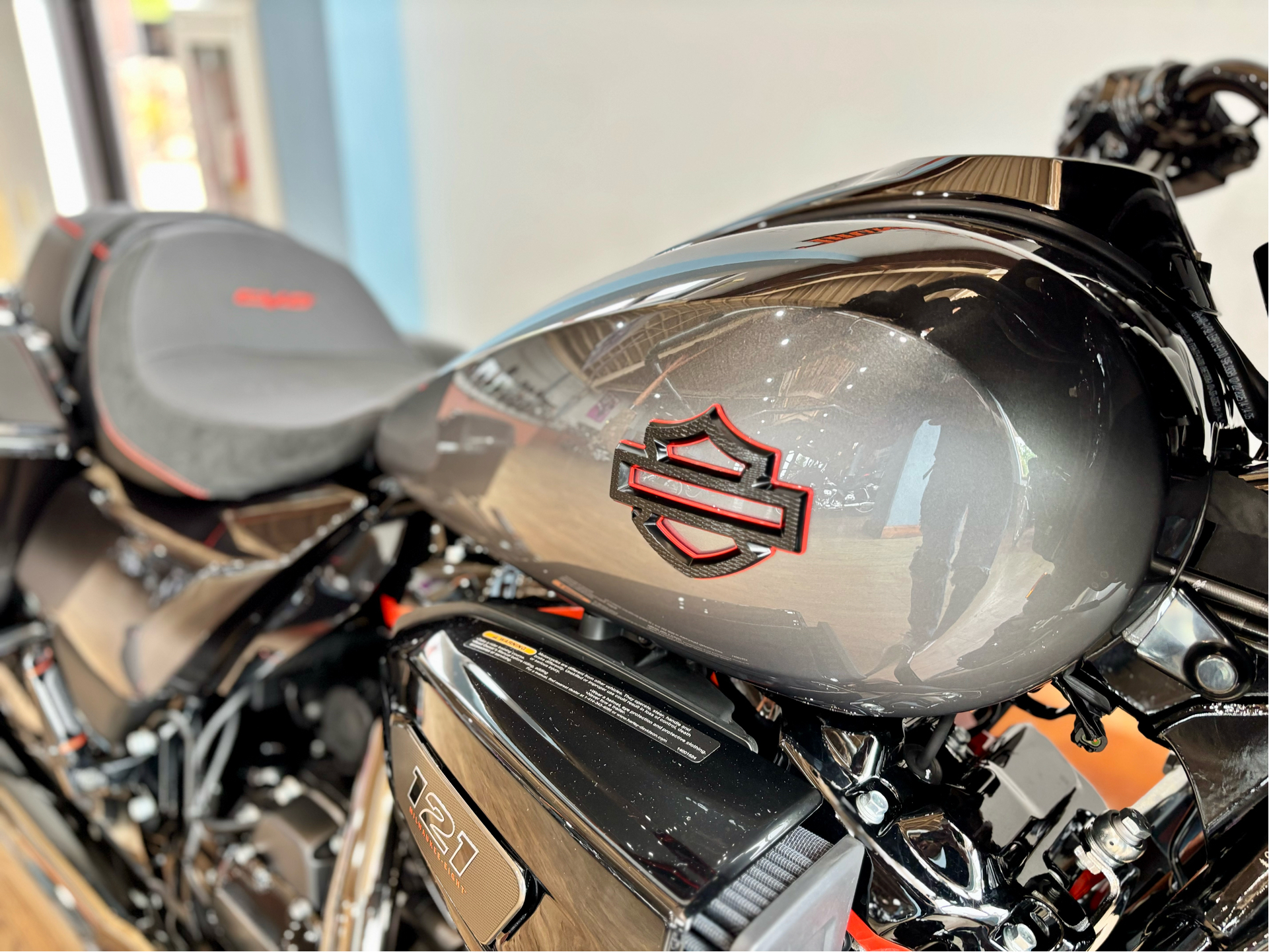 2025 Harley-Davidson CVO™ Street Glide® in Loveland, Colorado - Photo 6