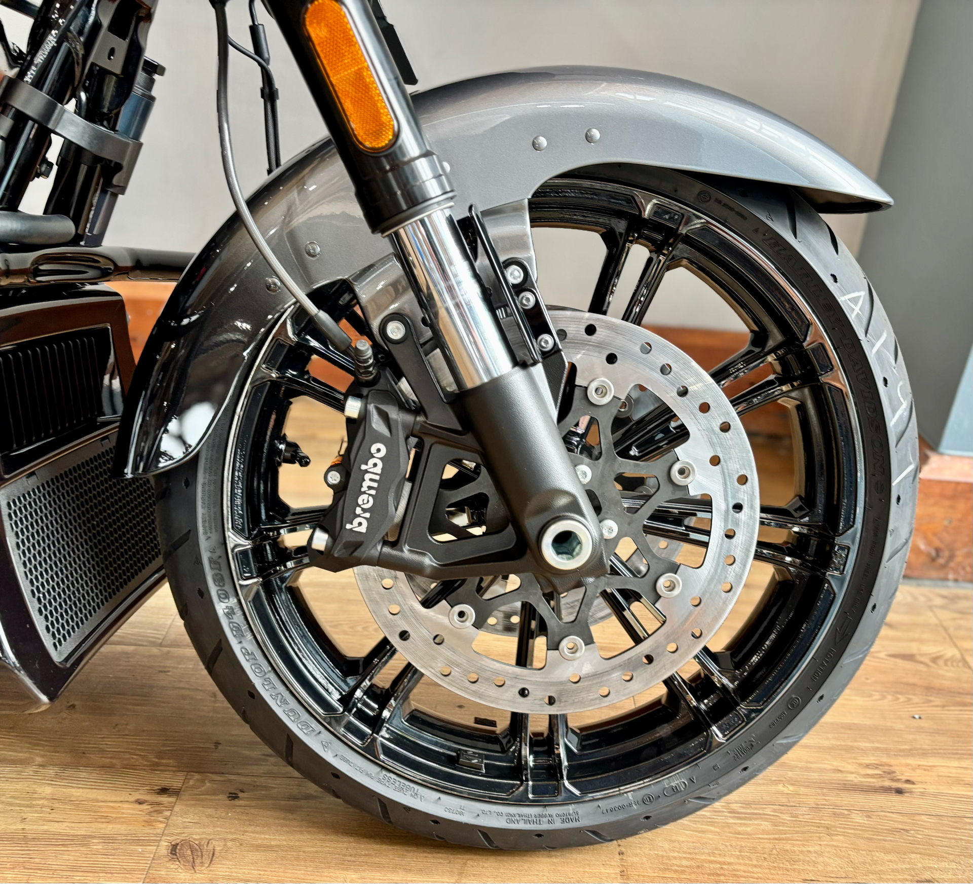 2025 Harley-Davidson CVO™ Street Glide® in Loveland, Colorado - Photo 9