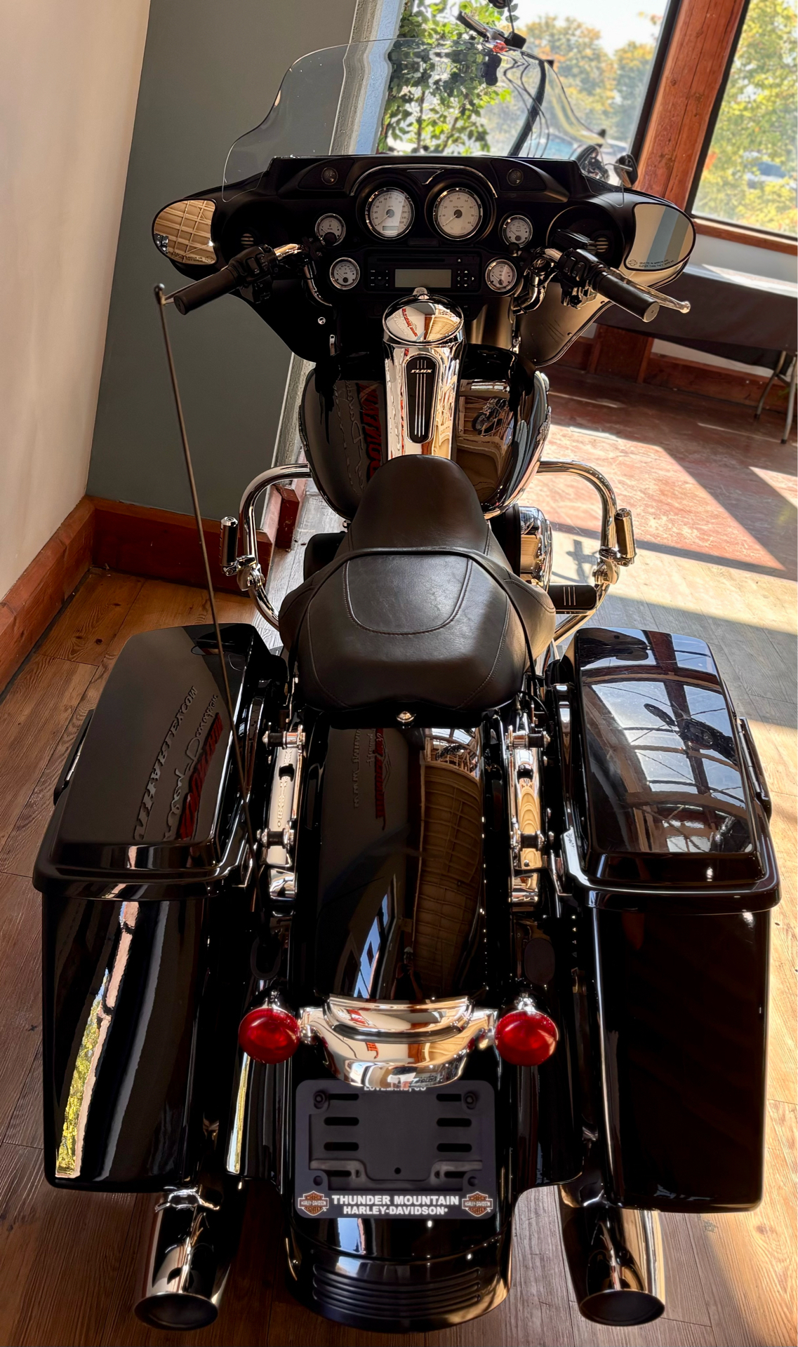2011 Harley-Davidson Street Glide® in Loveland, Colorado - Photo 5