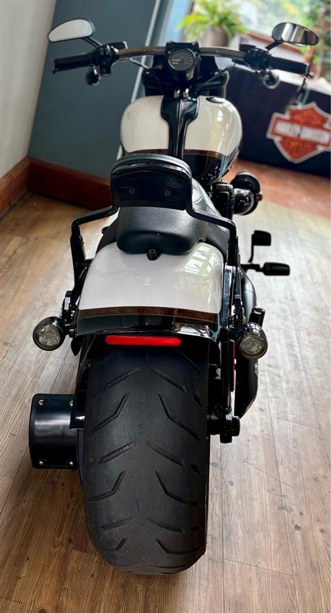 2016 Harley-Davidson CVO™ Pro Street Breakout® in Loveland, Colorado - Photo 5