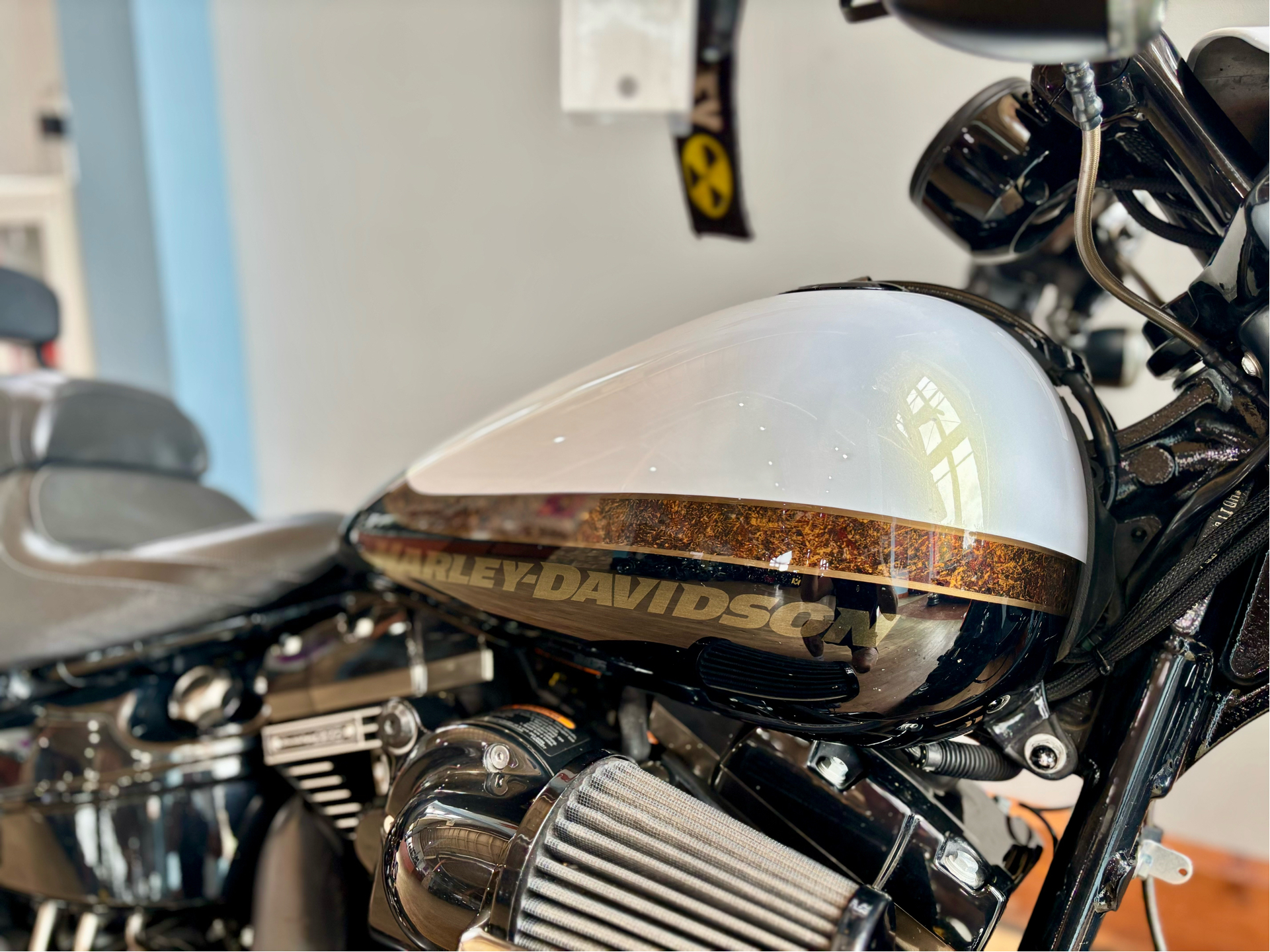 2016 Harley-Davidson CVO™ Pro Street Breakout® in Loveland, Colorado - Photo 6