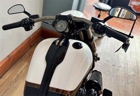 2016 Harley-Davidson CVO™ Pro Street Breakout® in Loveland, Colorado - Photo 13