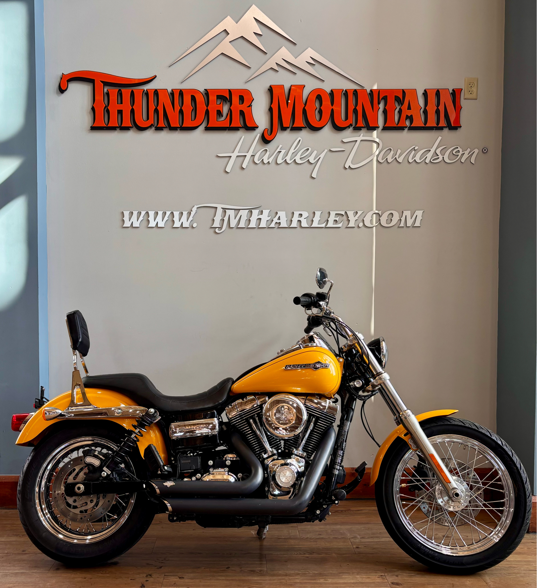 2013 Harley-Davidson Dyna® Super Glide® Custom in Loveland, Colorado - Photo 1