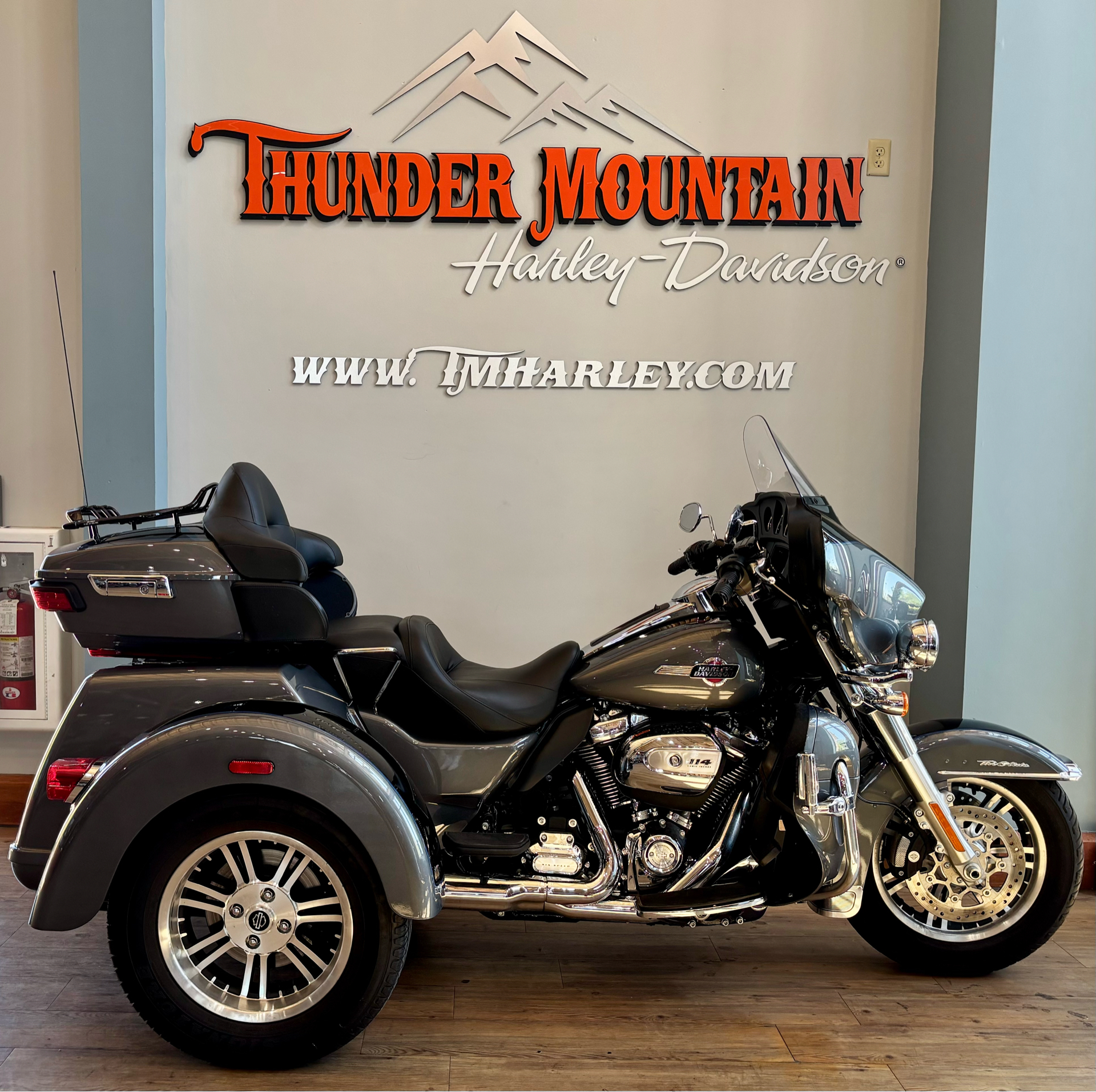 2022 Harley-Davidson Tri Glide® Ultra in Loveland, Colorado - Photo 1