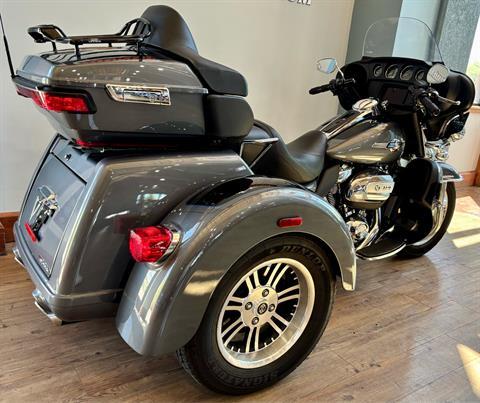 2022 Harley-Davidson Tri Glide® Ultra in Loveland, Colorado - Photo 3