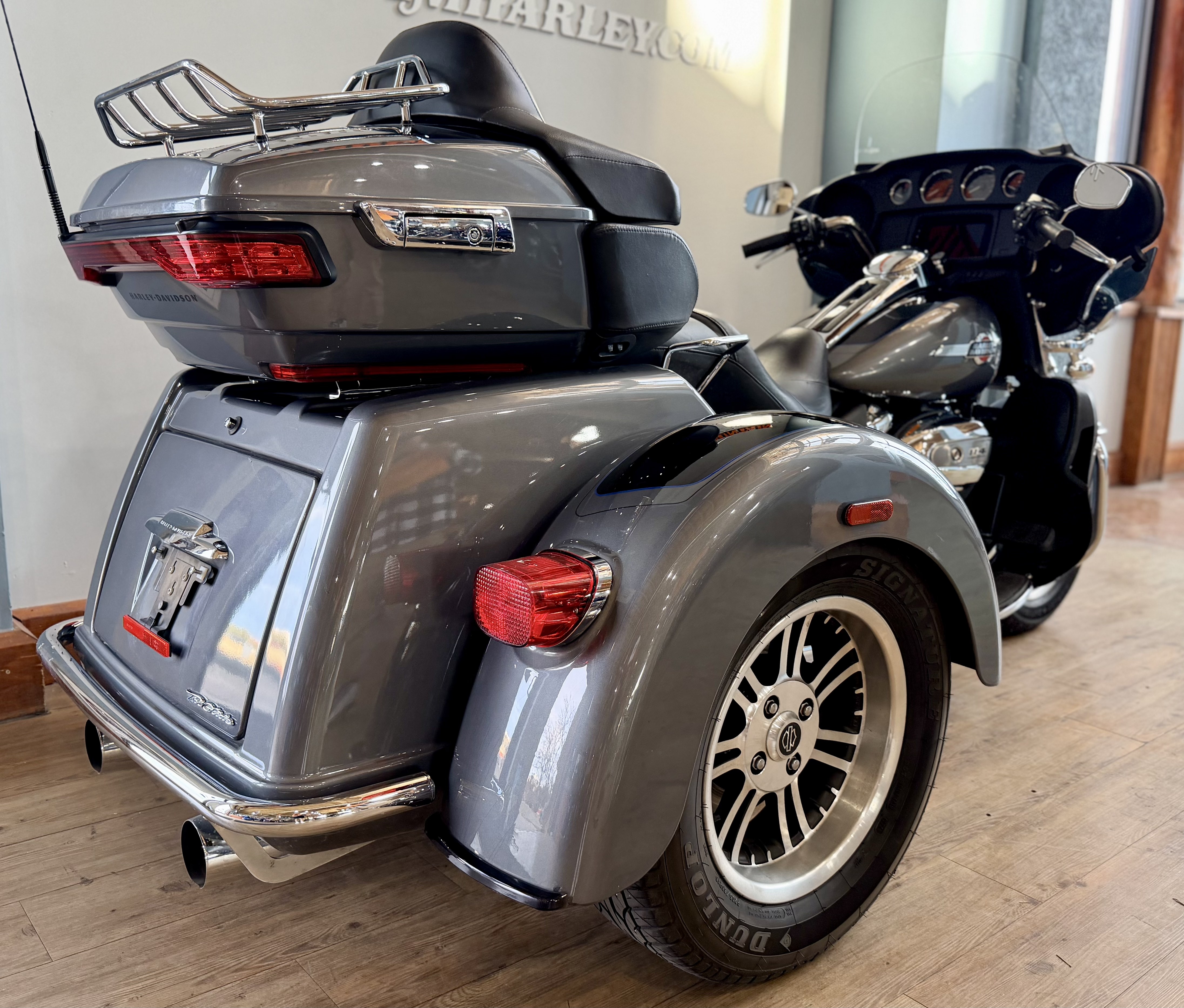 2022 Harley-Davidson Tri Glide® Ultra in Loveland, Colorado - Photo 3