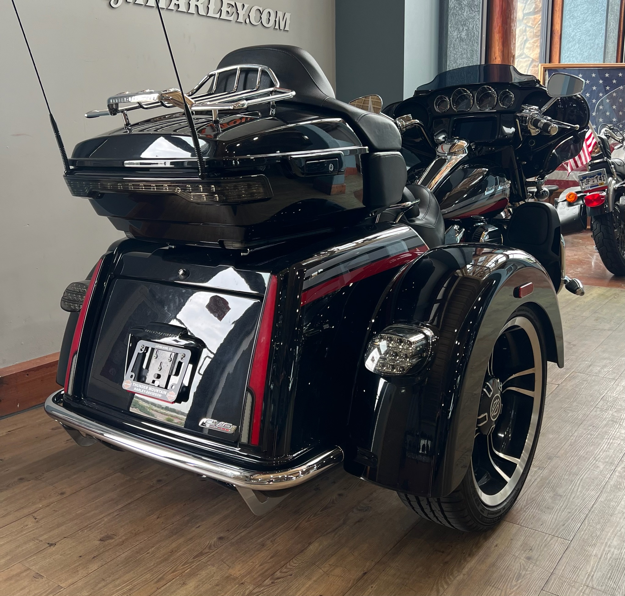 2020 Harley-Davidson CVO™ Tri Glide® in Loveland, Colorado - Photo 5