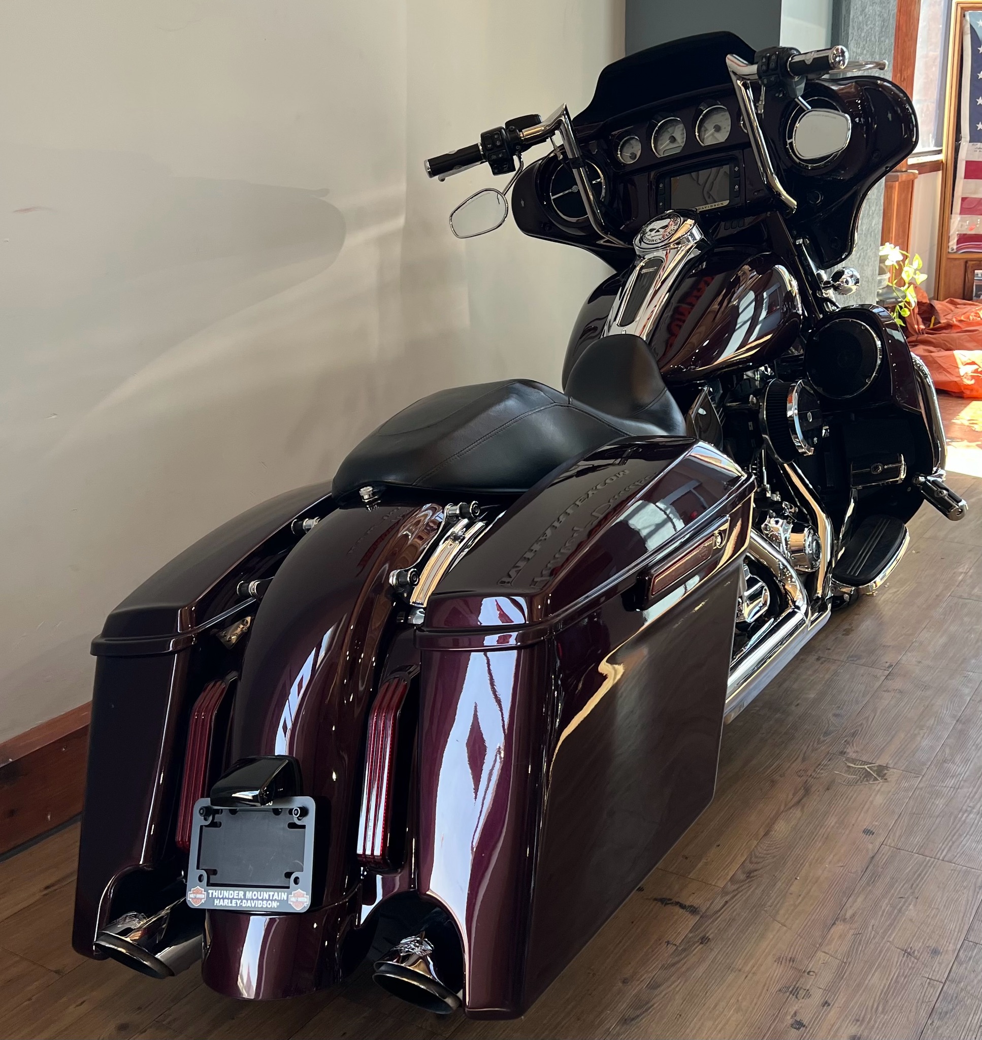 2016 Harley-Davidson Street Glide® Special in Loveland, Colorado - Photo 5