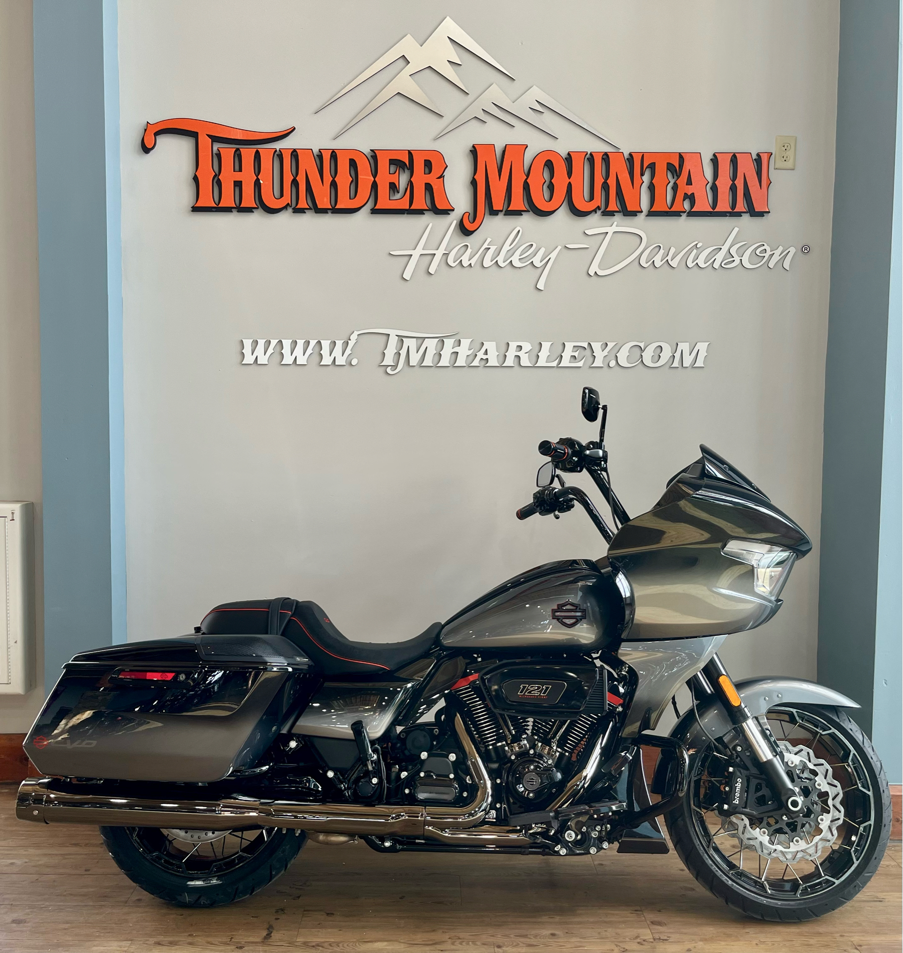 2025 Harley-Davidson CVO™ Road Glide® in Loveland, Colorado - Photo 1