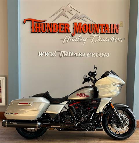 2025 Harley-Davidson CVO™ Road Glide® ST in Loveland, Colorado