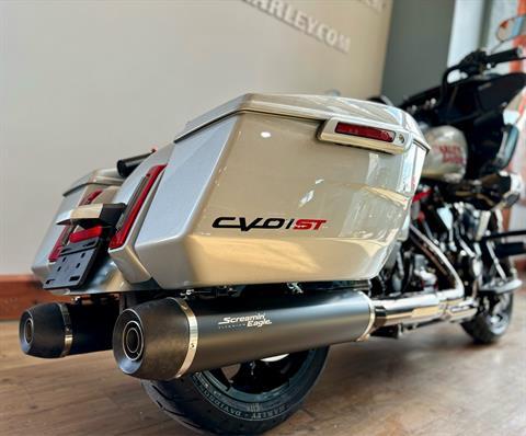 2025 Harley-Davidson CVO™ Road Glide® ST in Loveland, Colorado - Photo 10