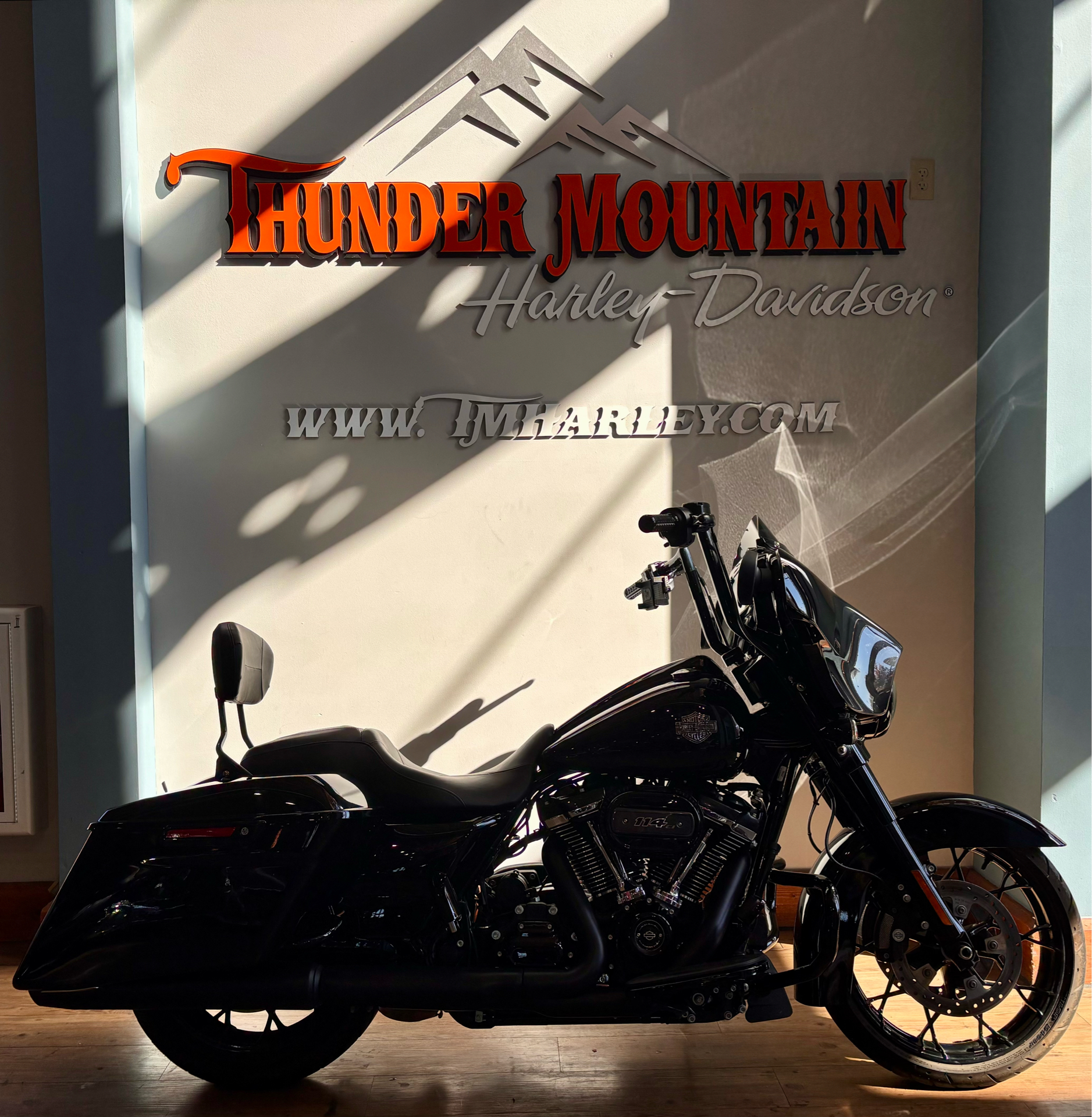 2022 Harley-Davidson Street Glide® Special in Loveland, Colorado - Photo 1