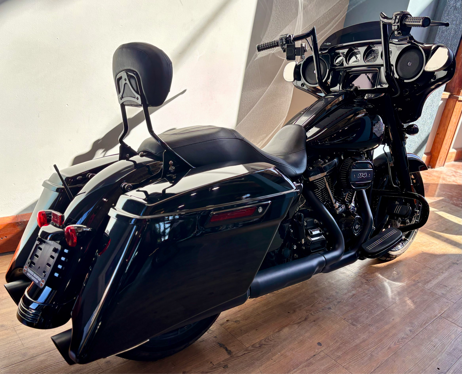 2022 Harley-Davidson Street Glide® Special in Loveland, Colorado - Photo 3