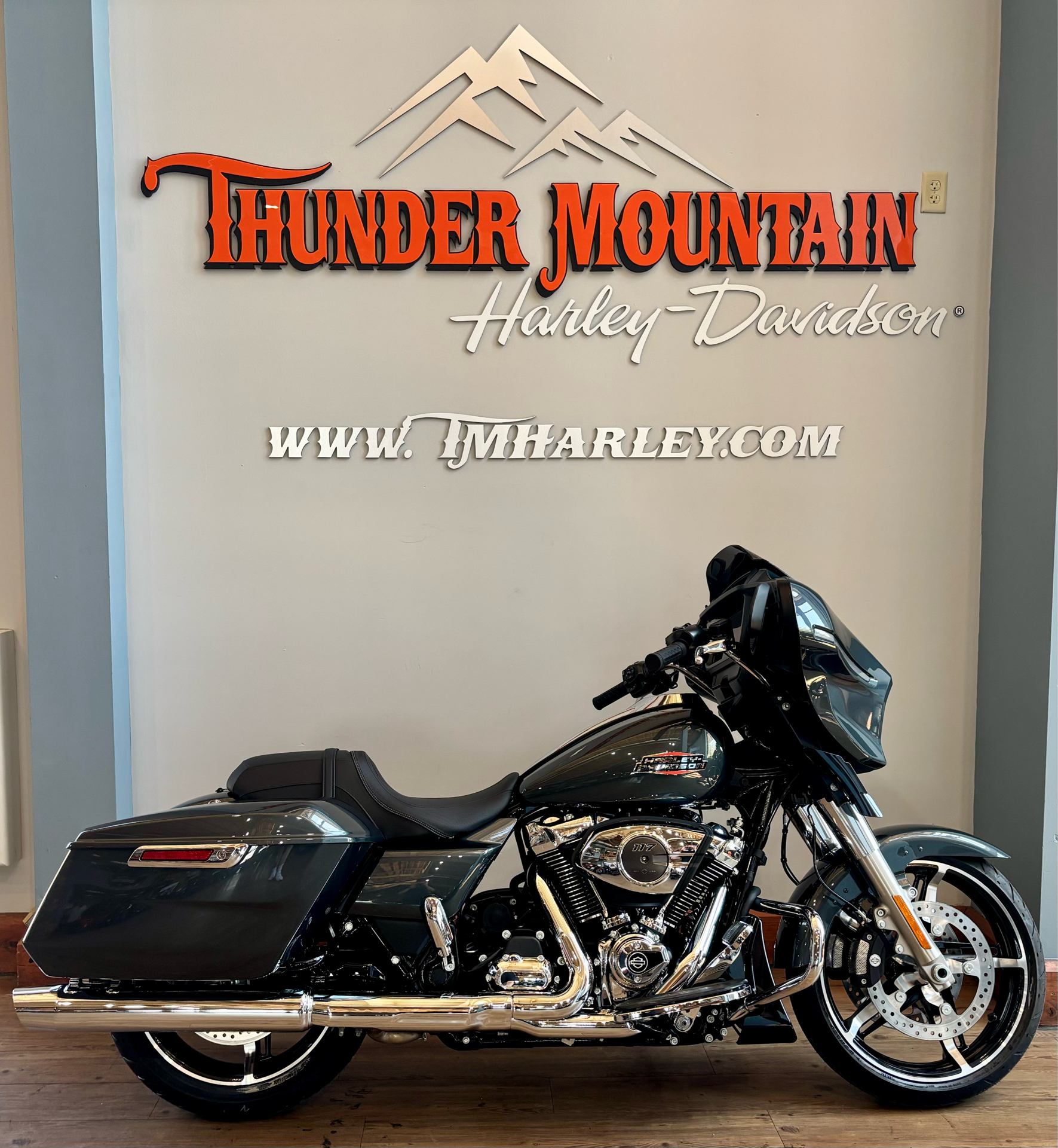 2025 Harley-Davidson Street Glide® in Loveland, Colorado - Photo 1