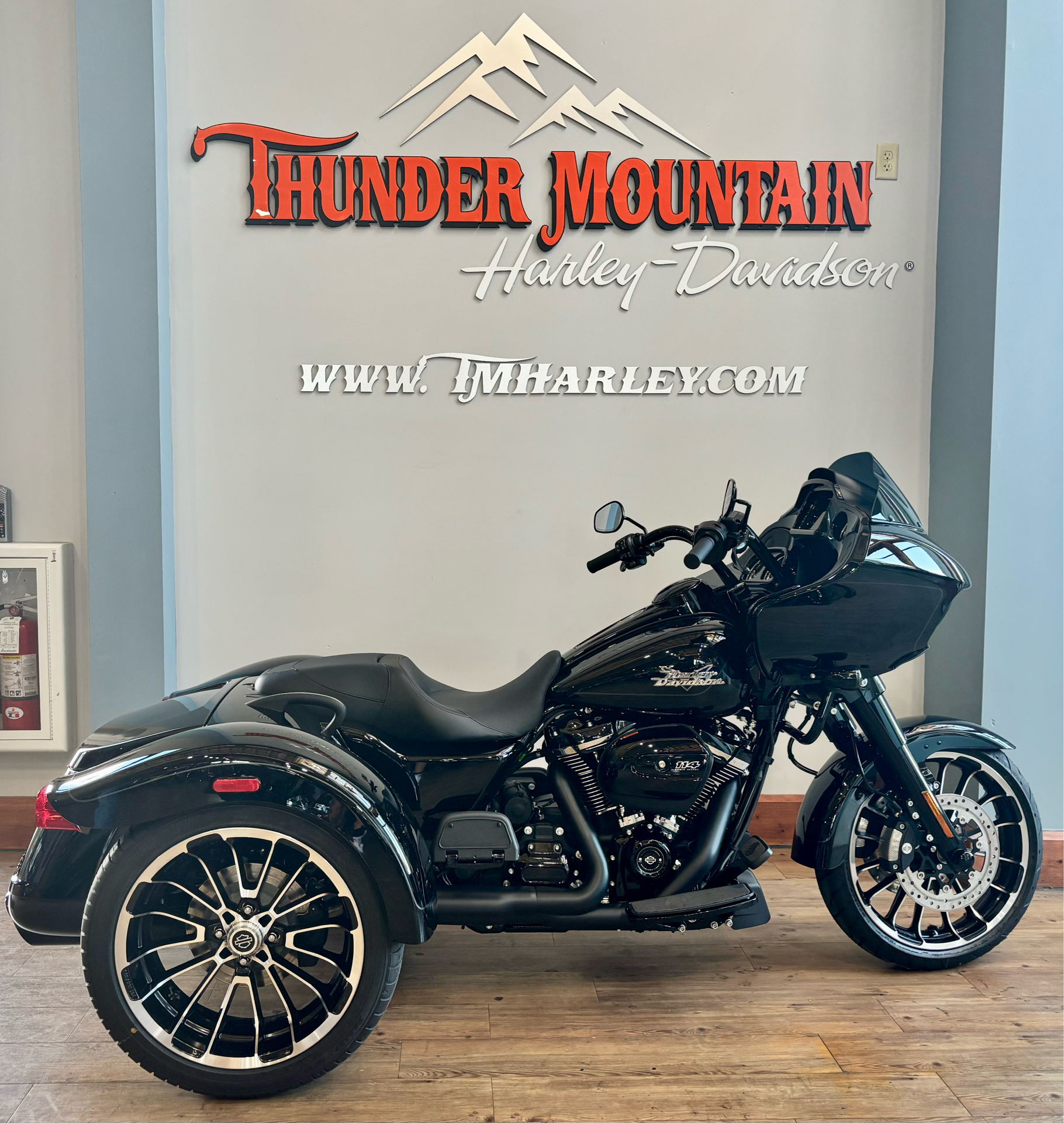 2025 Harley-Davidson Road Glide® 3 in Loveland, Colorado - Photo 1
