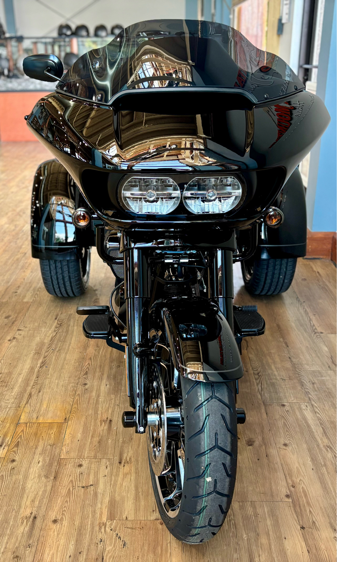 2025 Harley-Davidson Road Glide® 3 in Loveland, Colorado - Photo 4