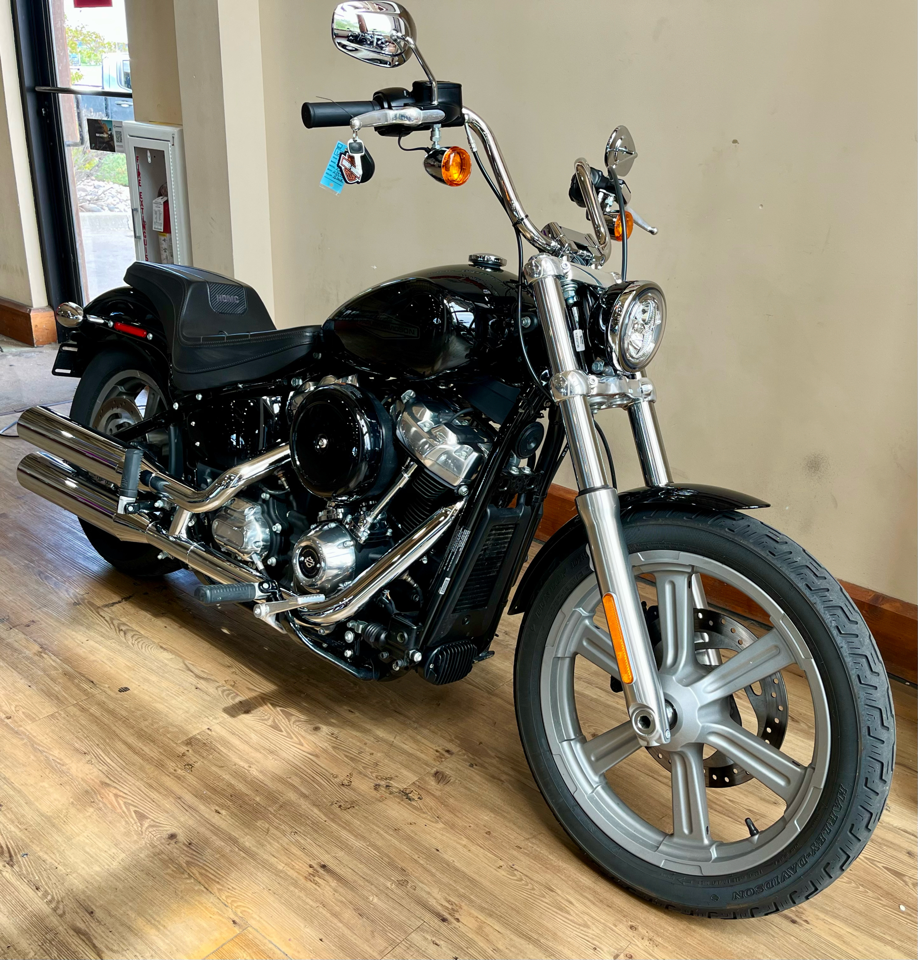 2022 Harley-Davidson Softail® Standard in Loveland, Colorado - Photo 2