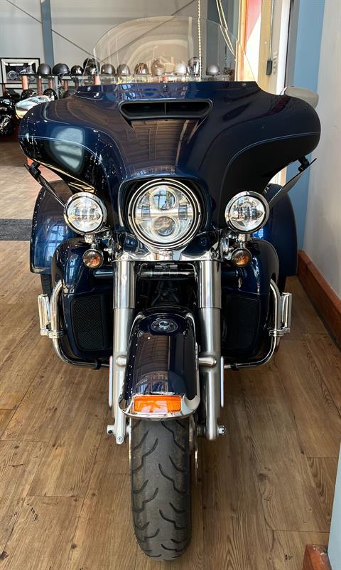2014 Harley-Davidson Tri Glide® Ultra in Loveland, Colorado - Photo 3