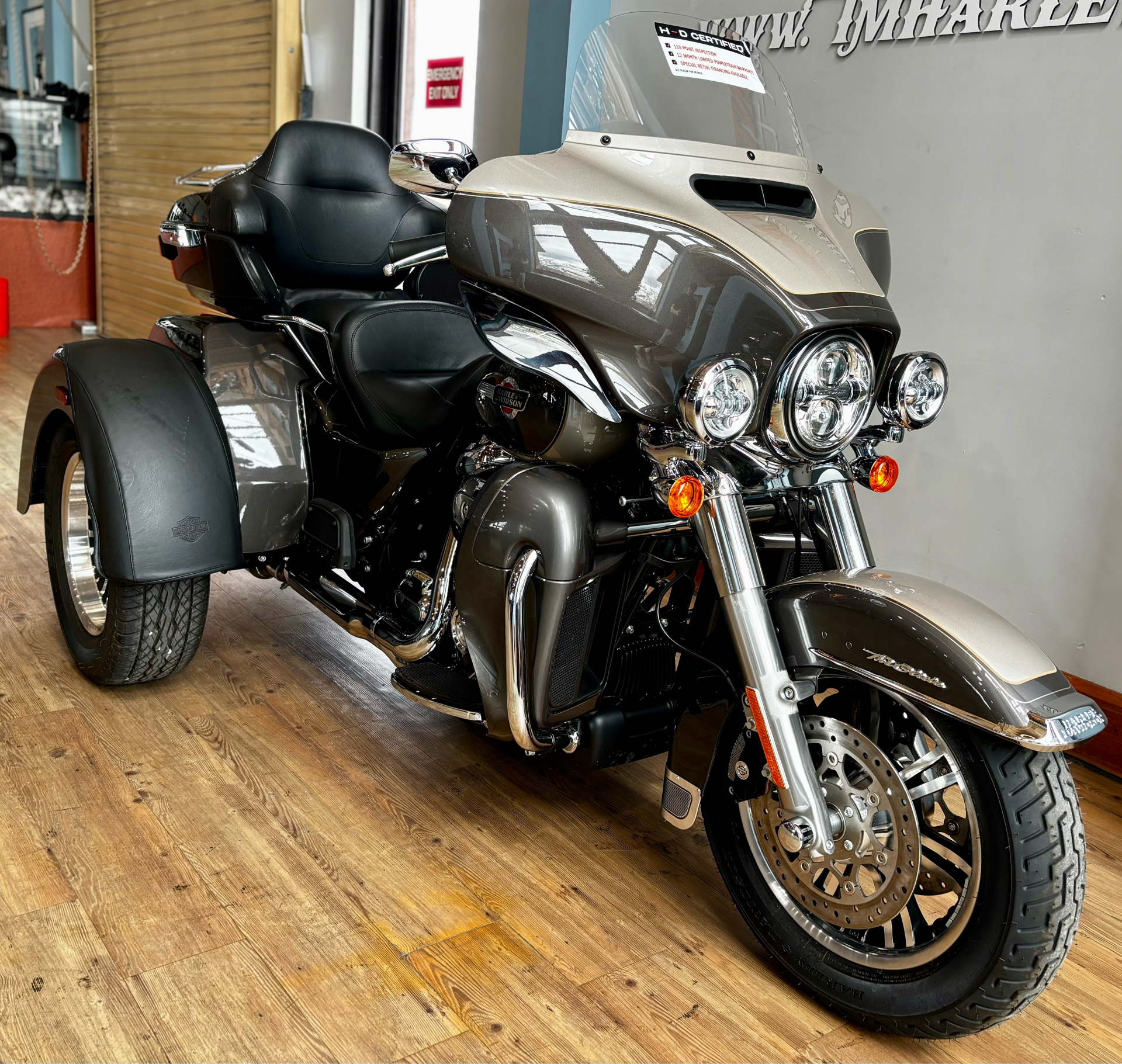 2023 Harley-Davidson Tri Glide® Ultra in Loveland, Colorado - Photo 2