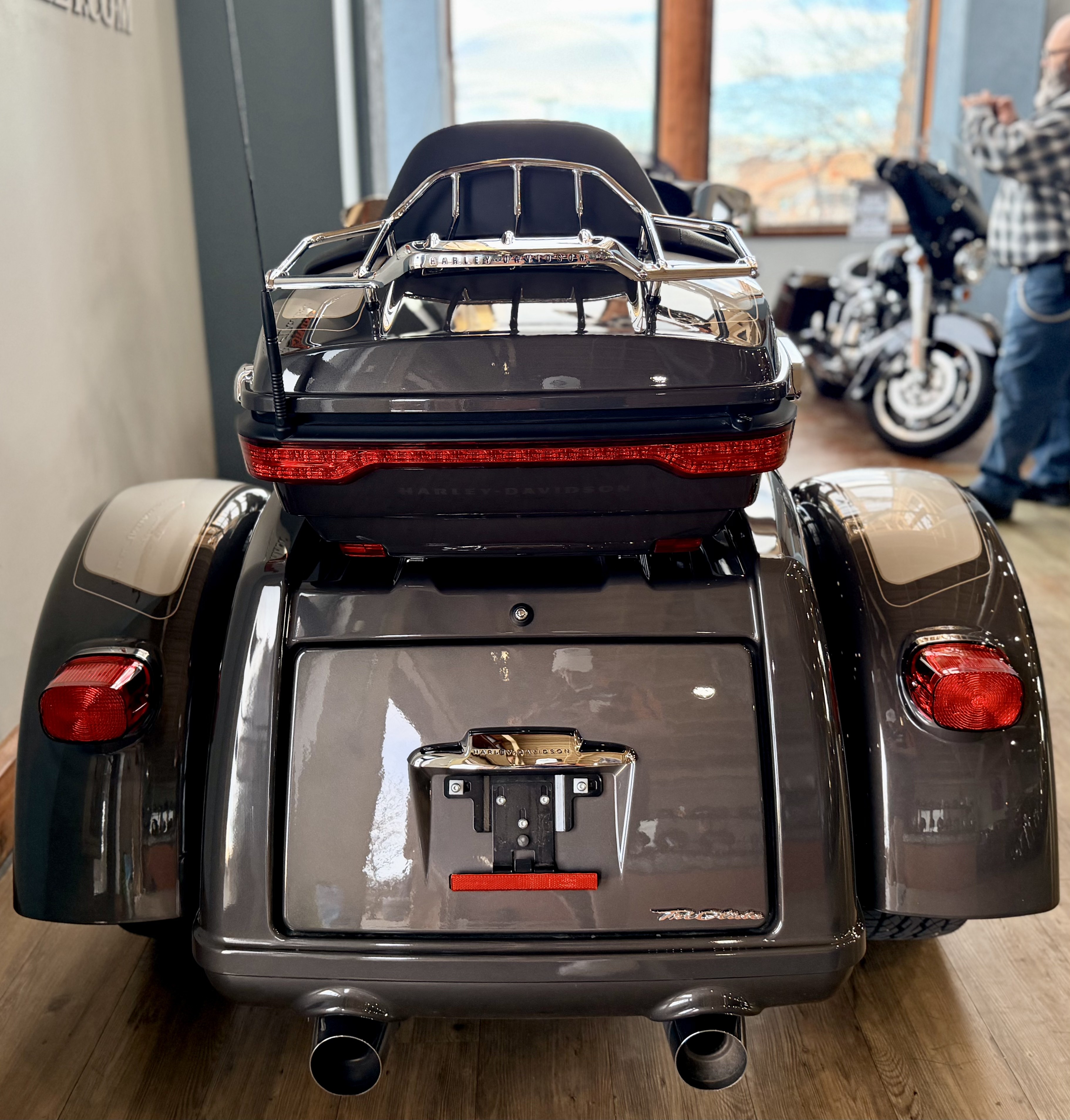 2023 Harley-Davidson Tri Glide® Ultra in Loveland, Colorado - Photo 5
