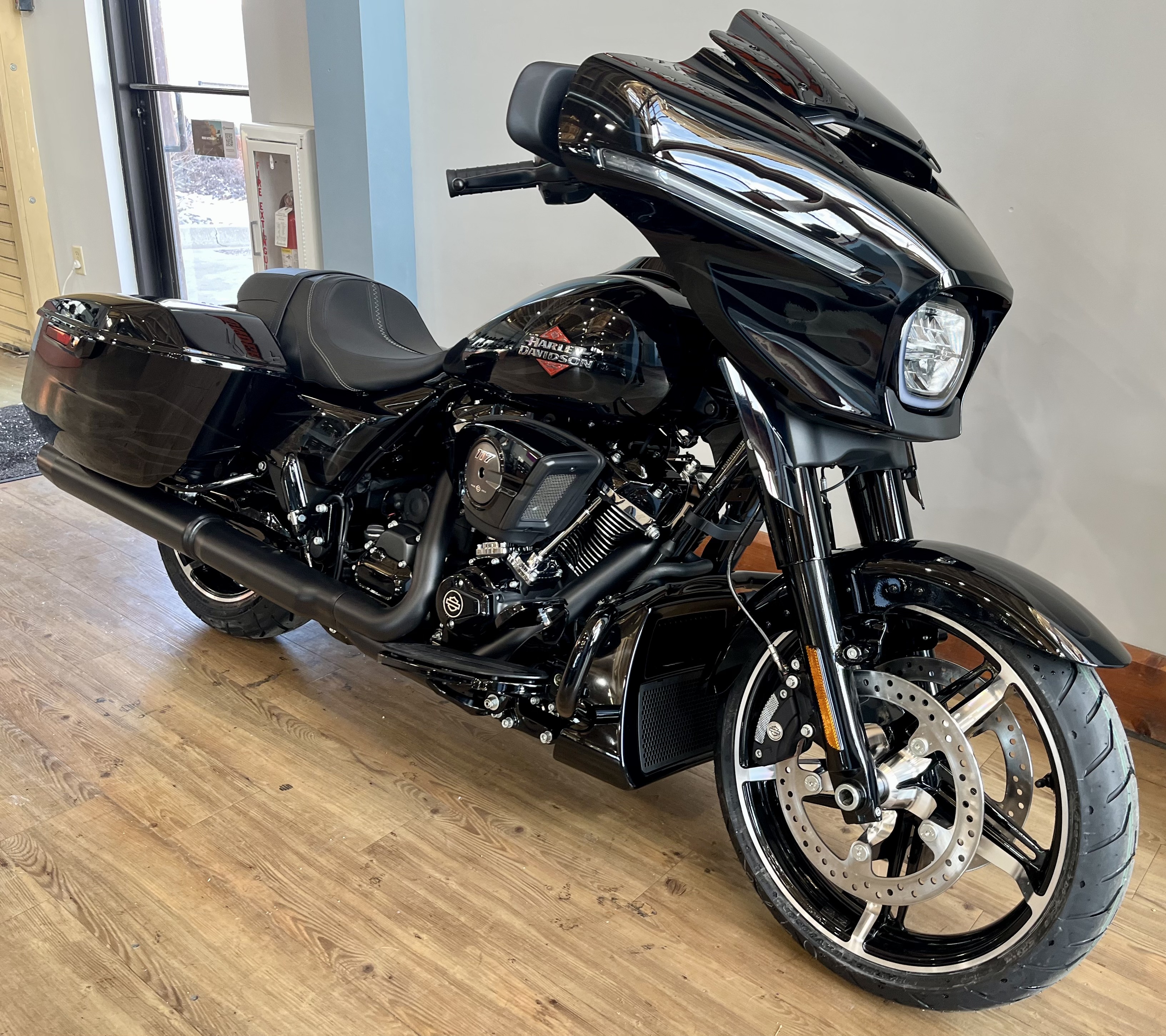2025 Harley-Davidson Street Glide® in Loveland, Colorado - Photo 2
