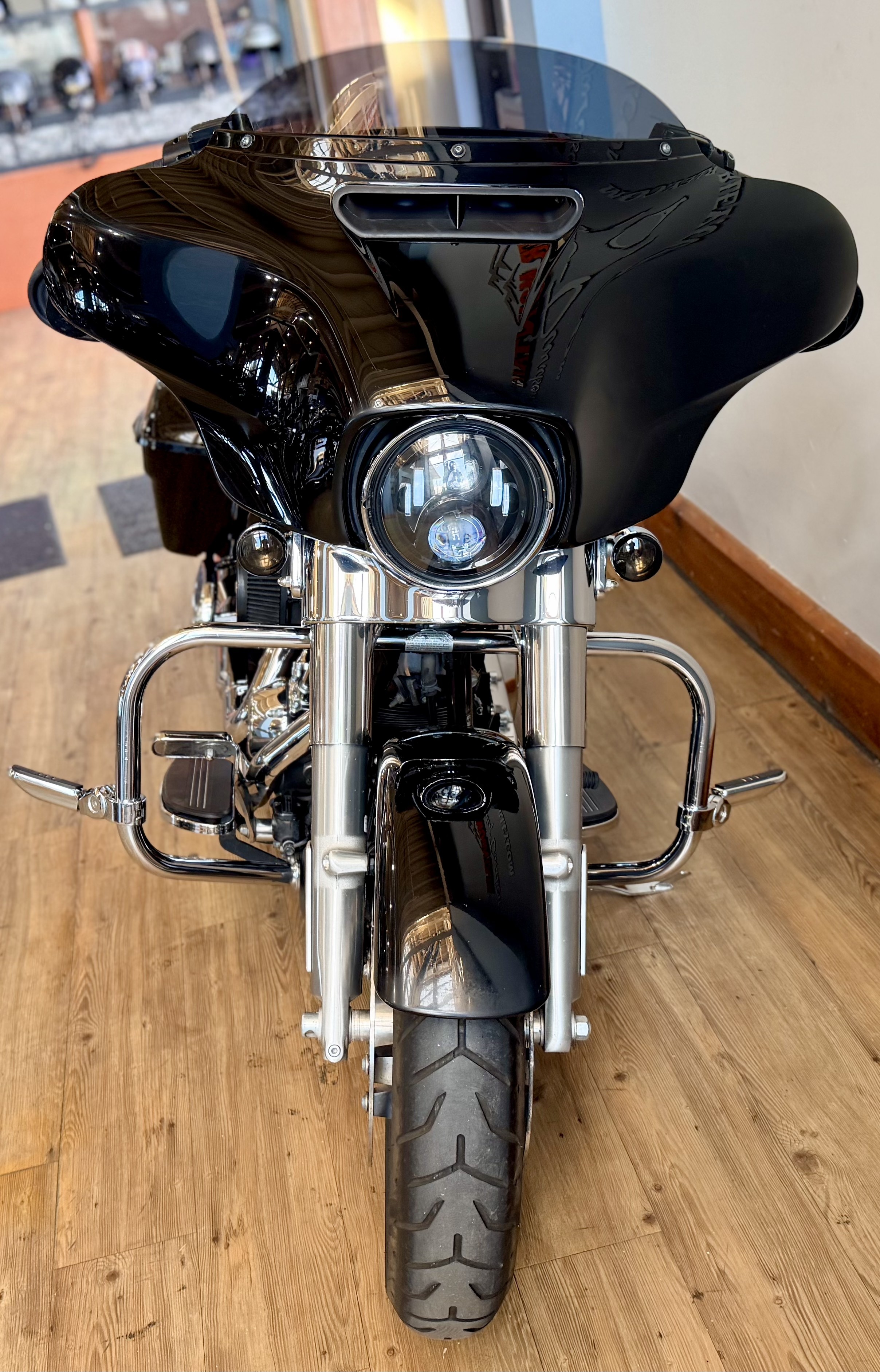 2017 Harley-Davidson Street Glide® in Loveland, Colorado - Photo 4