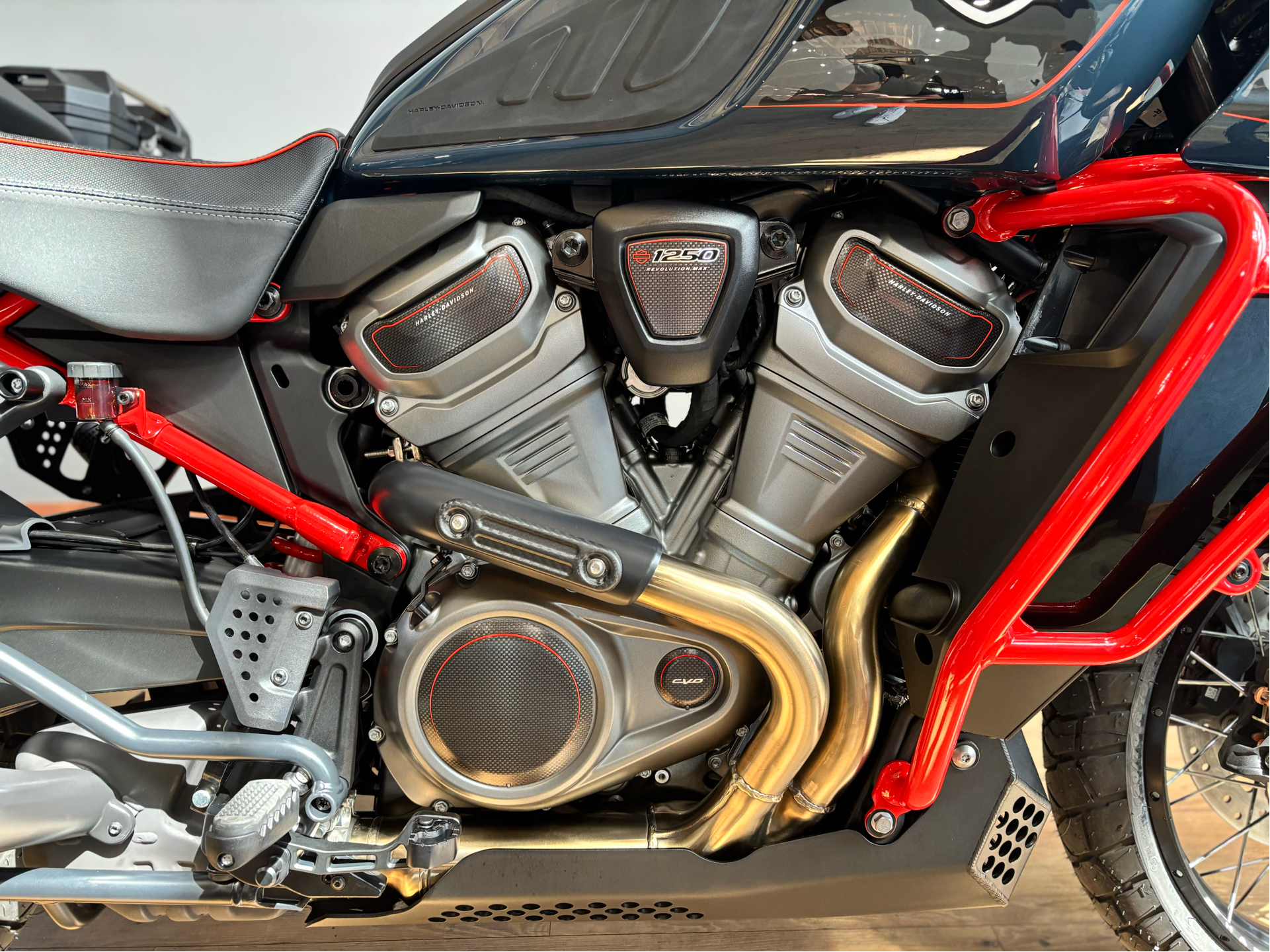 2025 Harley-Davidson CVO™ Pan America® in Loveland, Colorado - Photo 10