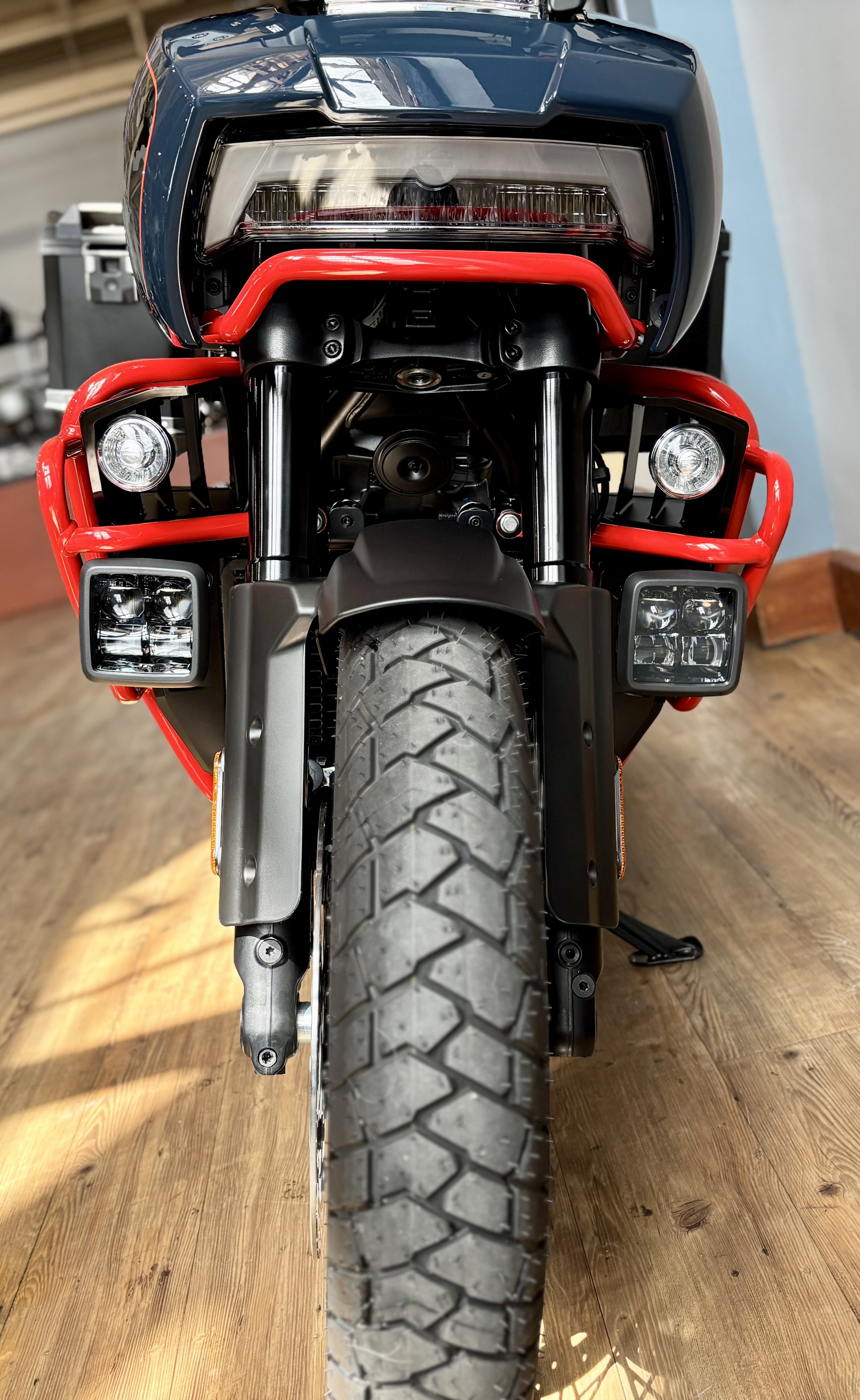 2025 Harley-Davidson CVO™ Pan America® in Loveland, Colorado - Photo 8