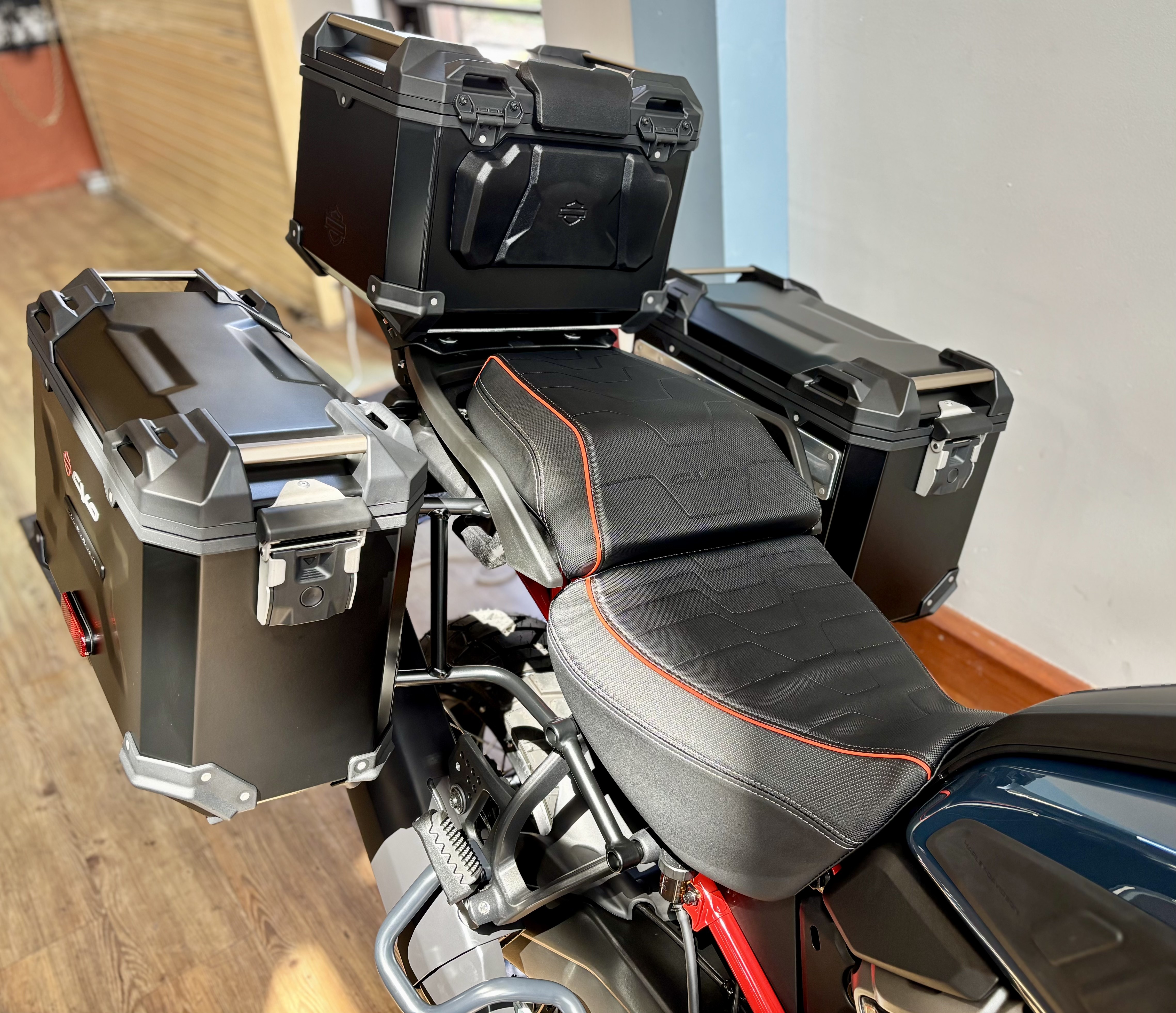 2025 Harley-Davidson CVO™ Pan America® in Loveland, Colorado - Photo 11