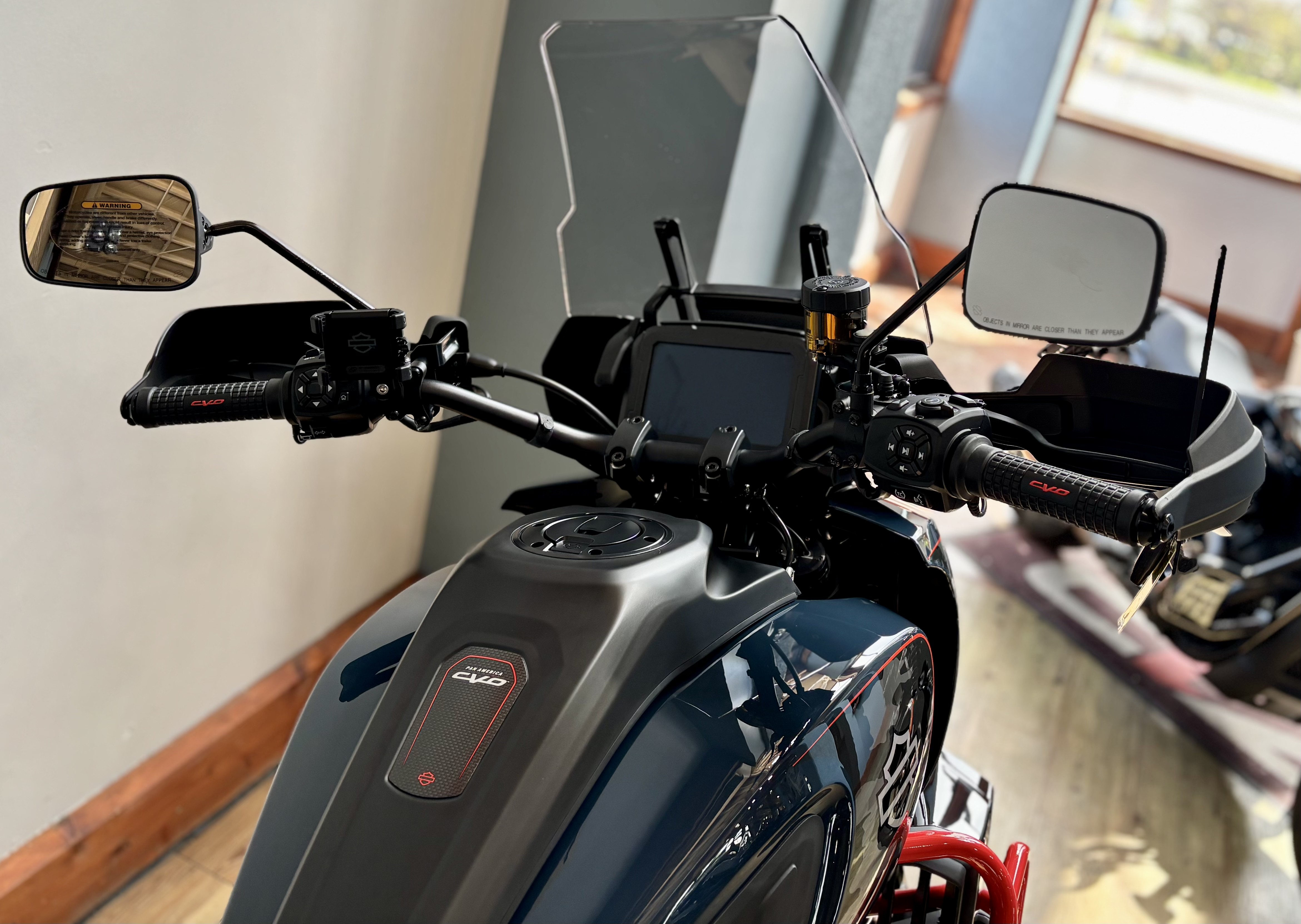 2025 Harley-Davidson CVO™ Pan America® in Loveland, Colorado - Photo 13