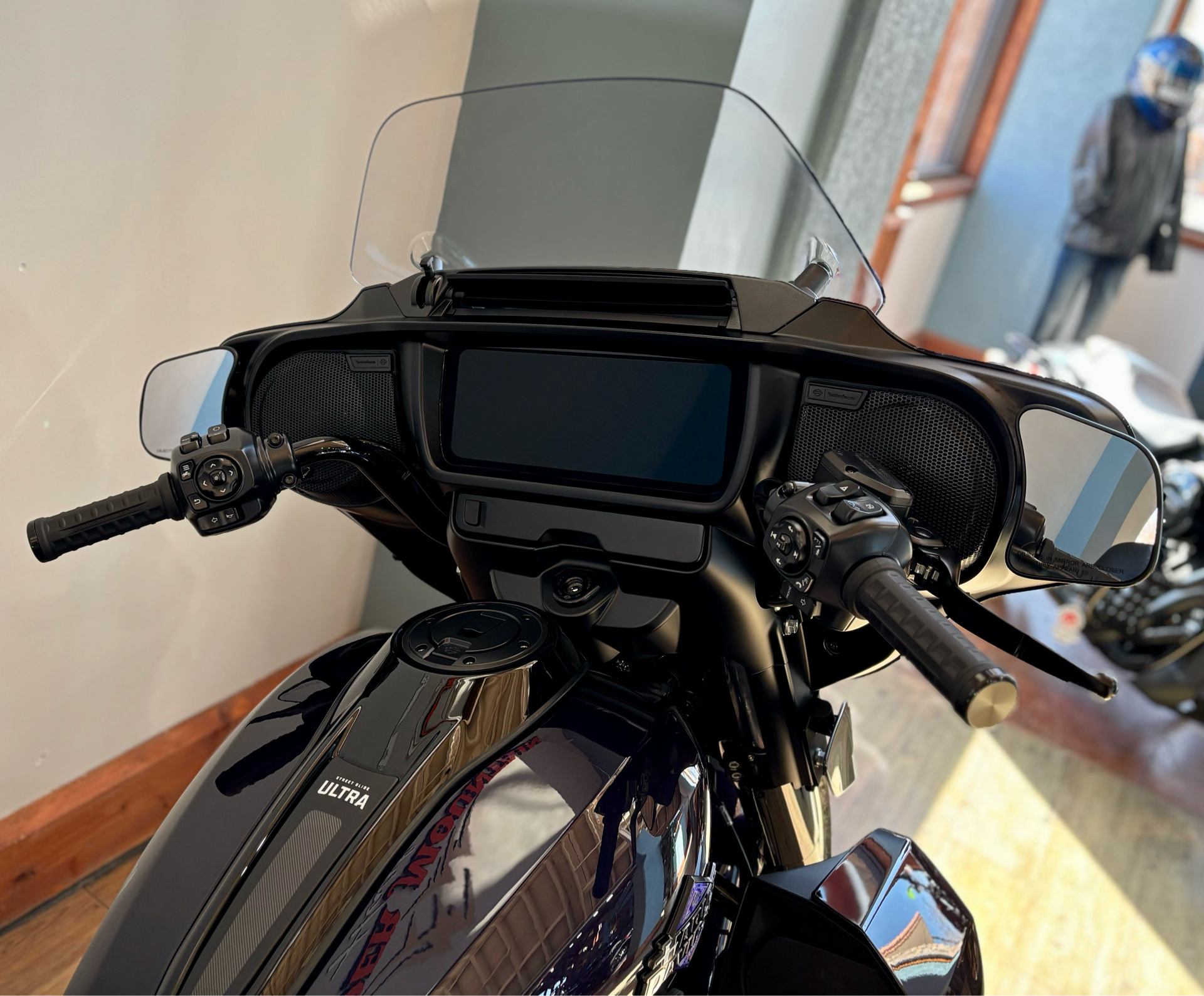 2025 Harley-Davidson Street Glide® Ultra in Loveland, Colorado - Photo 13