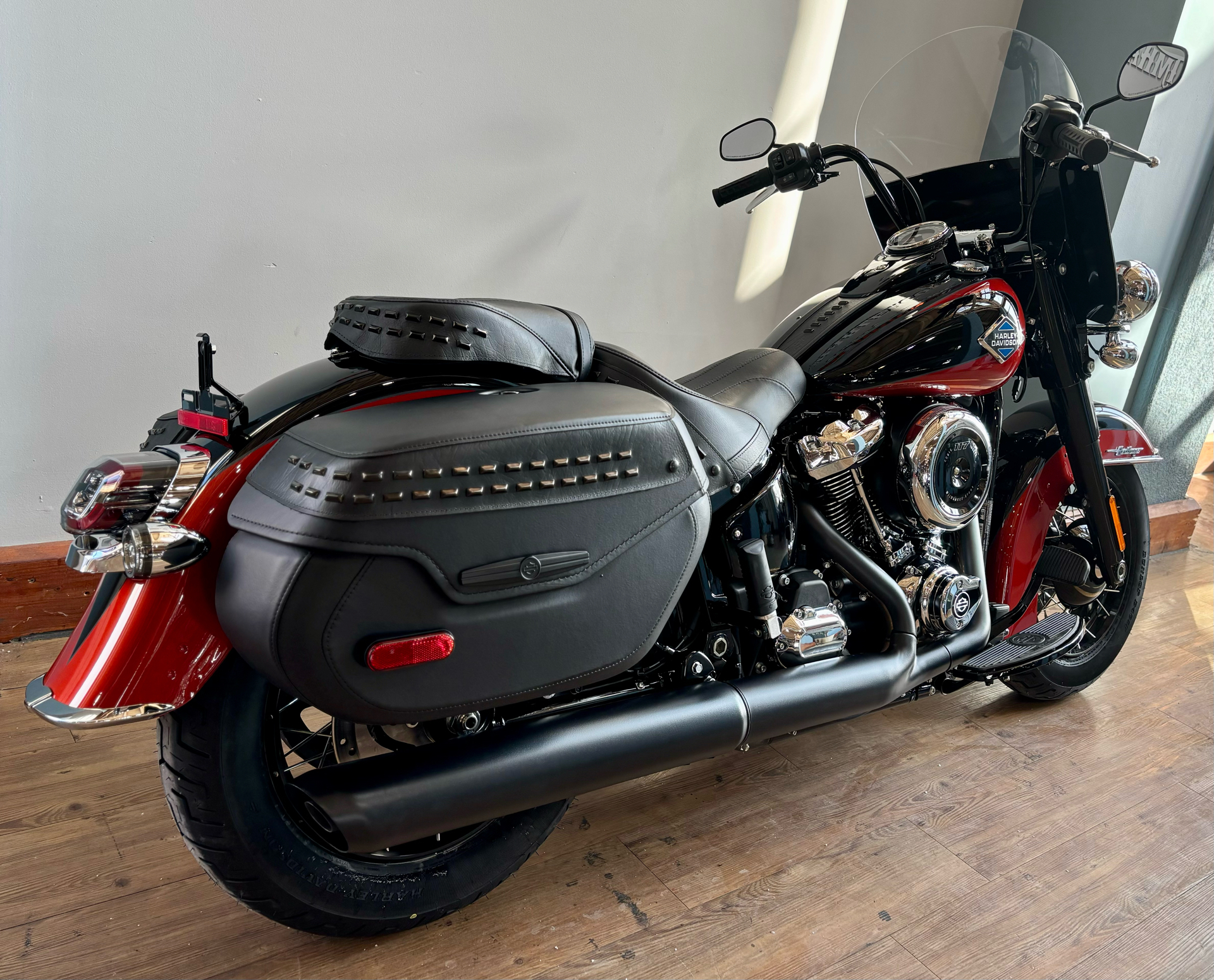 2025 Harley-Davidson Heritage Classic in Loveland, Colorado - Photo 3