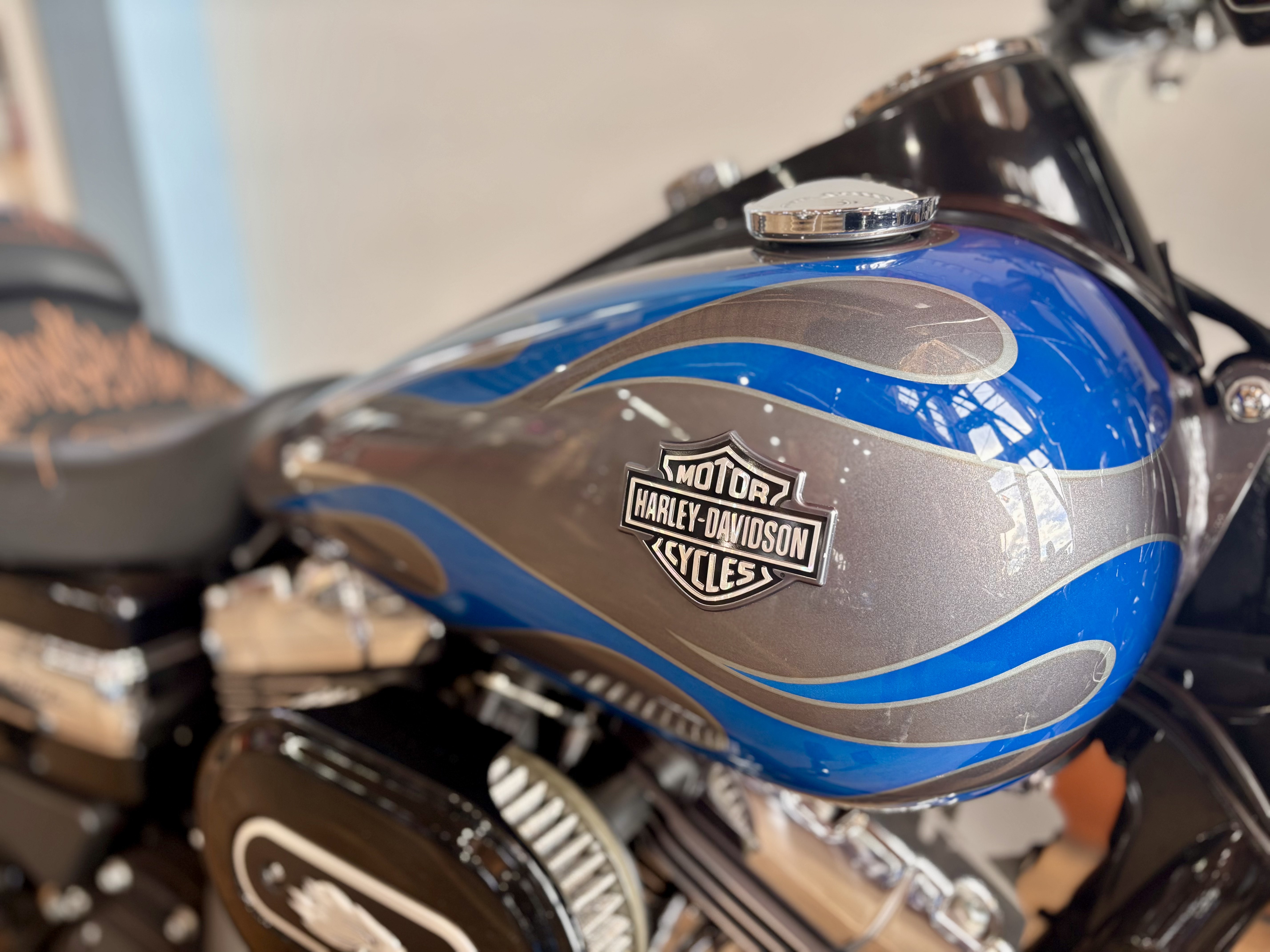 2014 Harley-Davidson Dyna® Wide Glide® in Loveland, Colorado - Photo 6