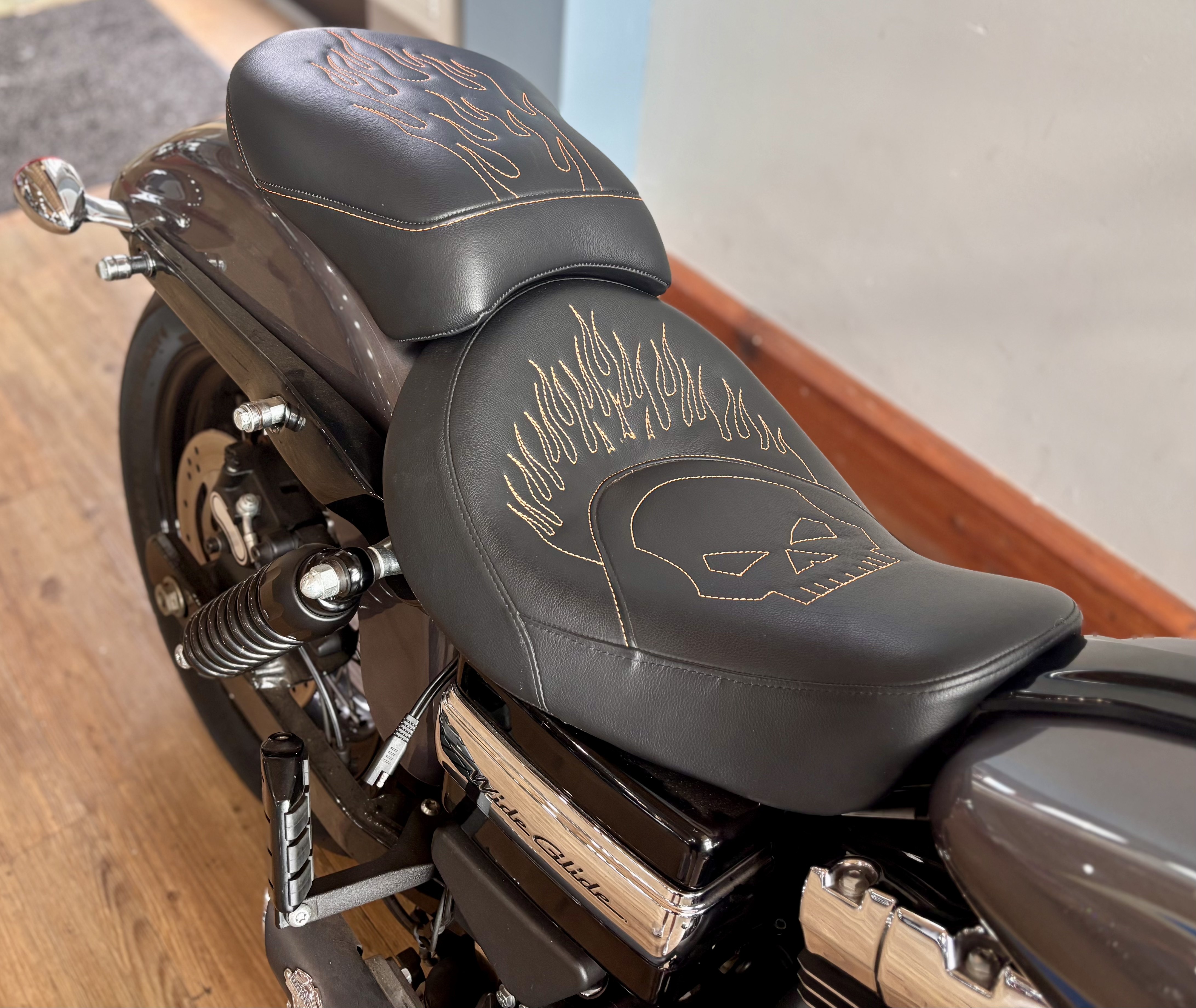 2014 Harley-Davidson Dyna® Wide Glide® in Loveland, Colorado - Photo 8