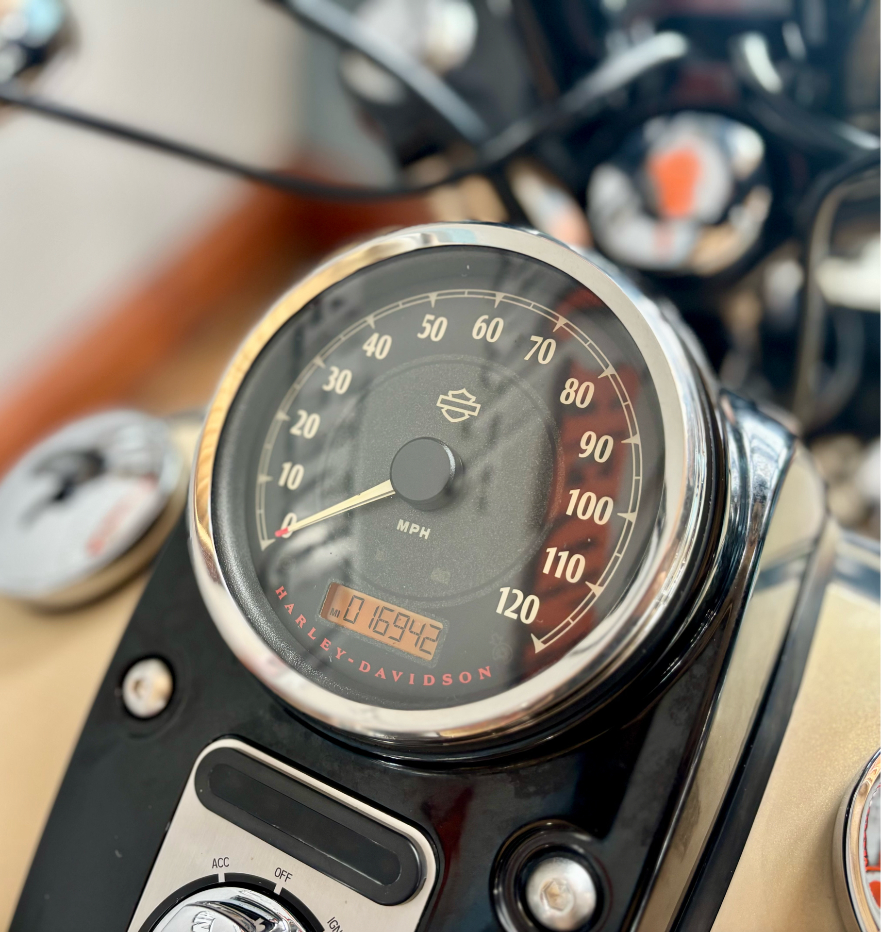 2014 Harley-Davidson Dyna® Fat Bob® in Loveland, Colorado - Photo 12