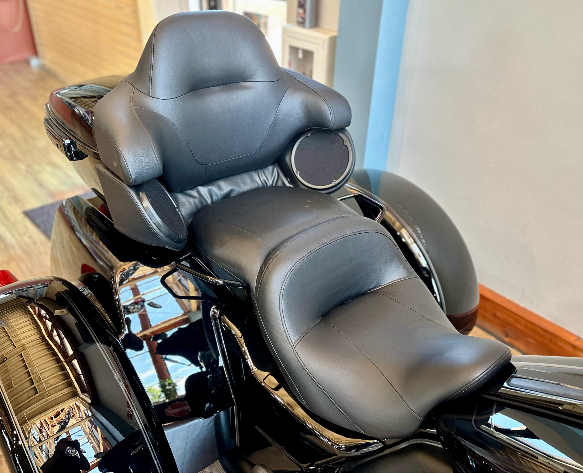 2025 Harley-Davidson Tri Glide® Ultra in Loveland, Colorado - Photo 8