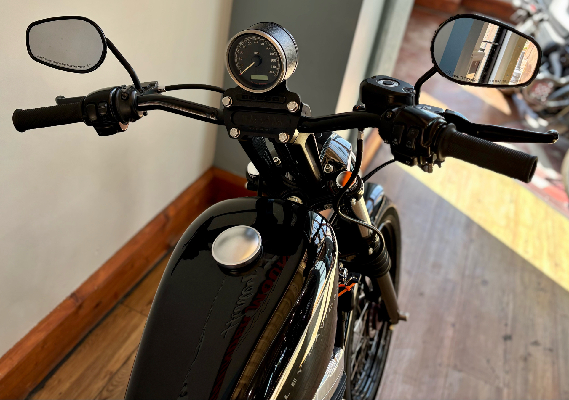 2007 Harley-Davidson Sportster® 1200 Nightster™ in Loveland, Colorado - Photo 11