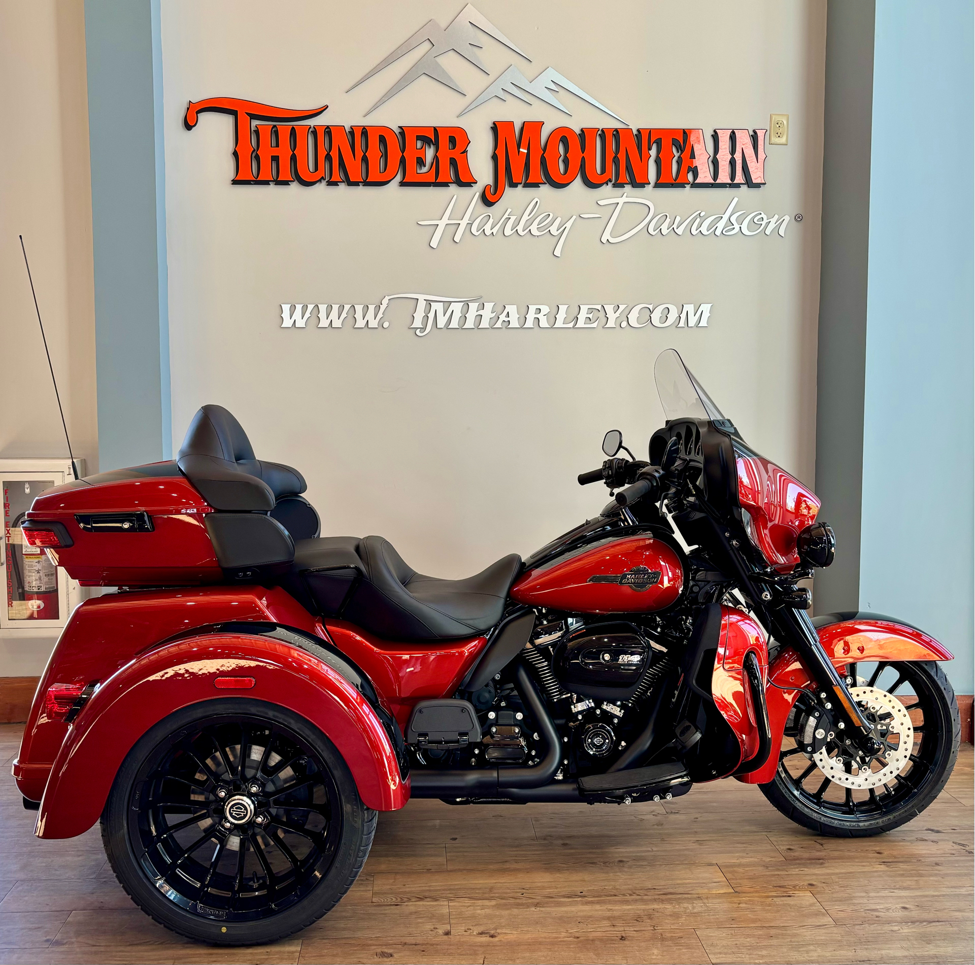 2025 Harley-Davidson Tri Glide® Ultra in Loveland, Colorado - Photo 1