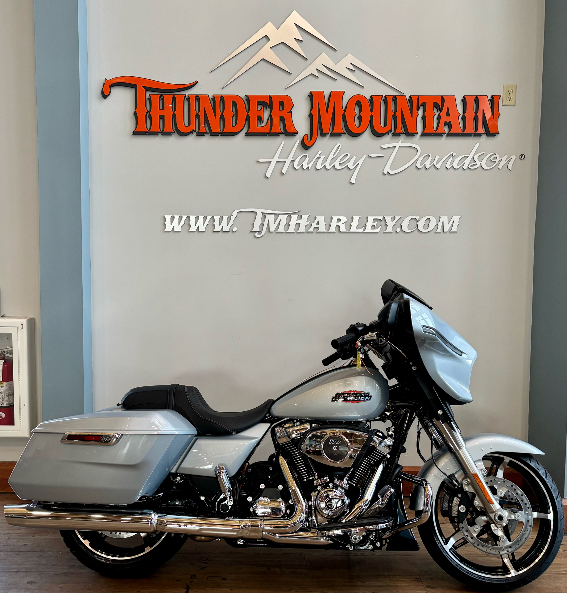 2025 Harley-Davidson Street Glide® in Loveland, Colorado - Photo 1