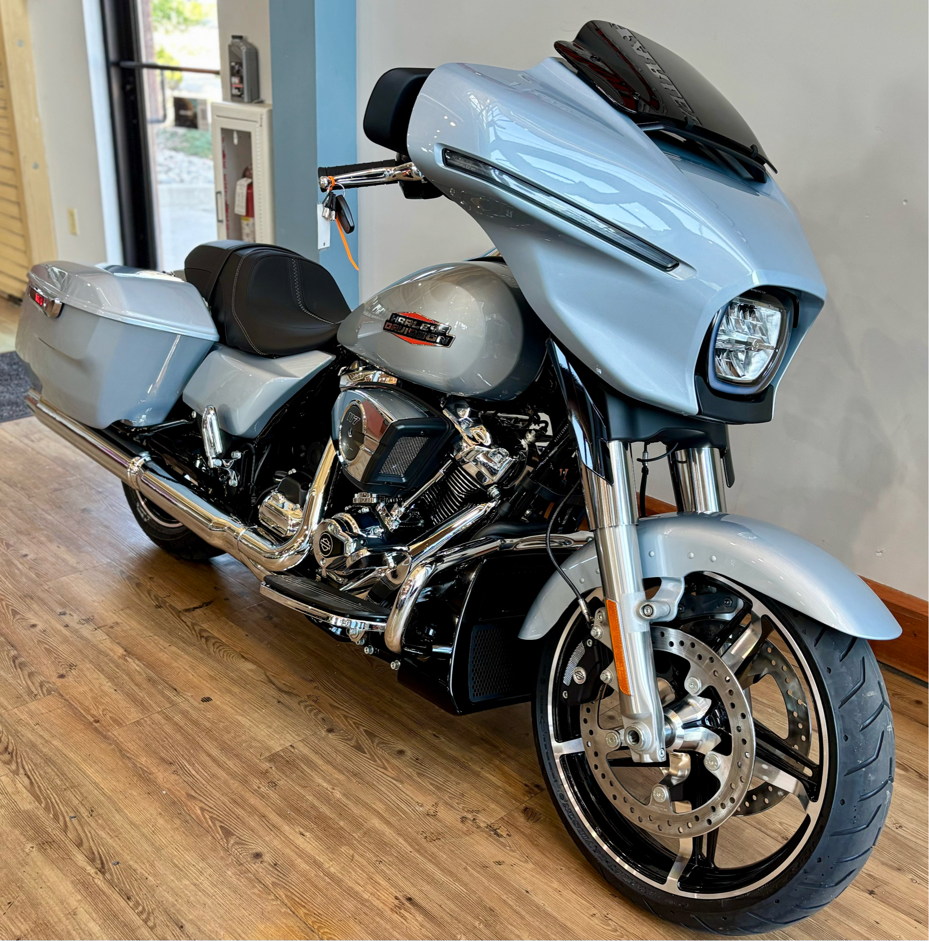 2025 Harley-Davidson Street Glide® in Loveland, Colorado - Photo 2