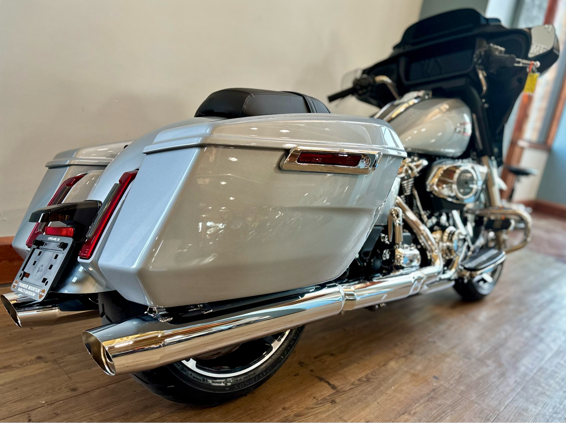 2025 Harley-Davidson Street Glide® in Loveland, Colorado - Photo 9