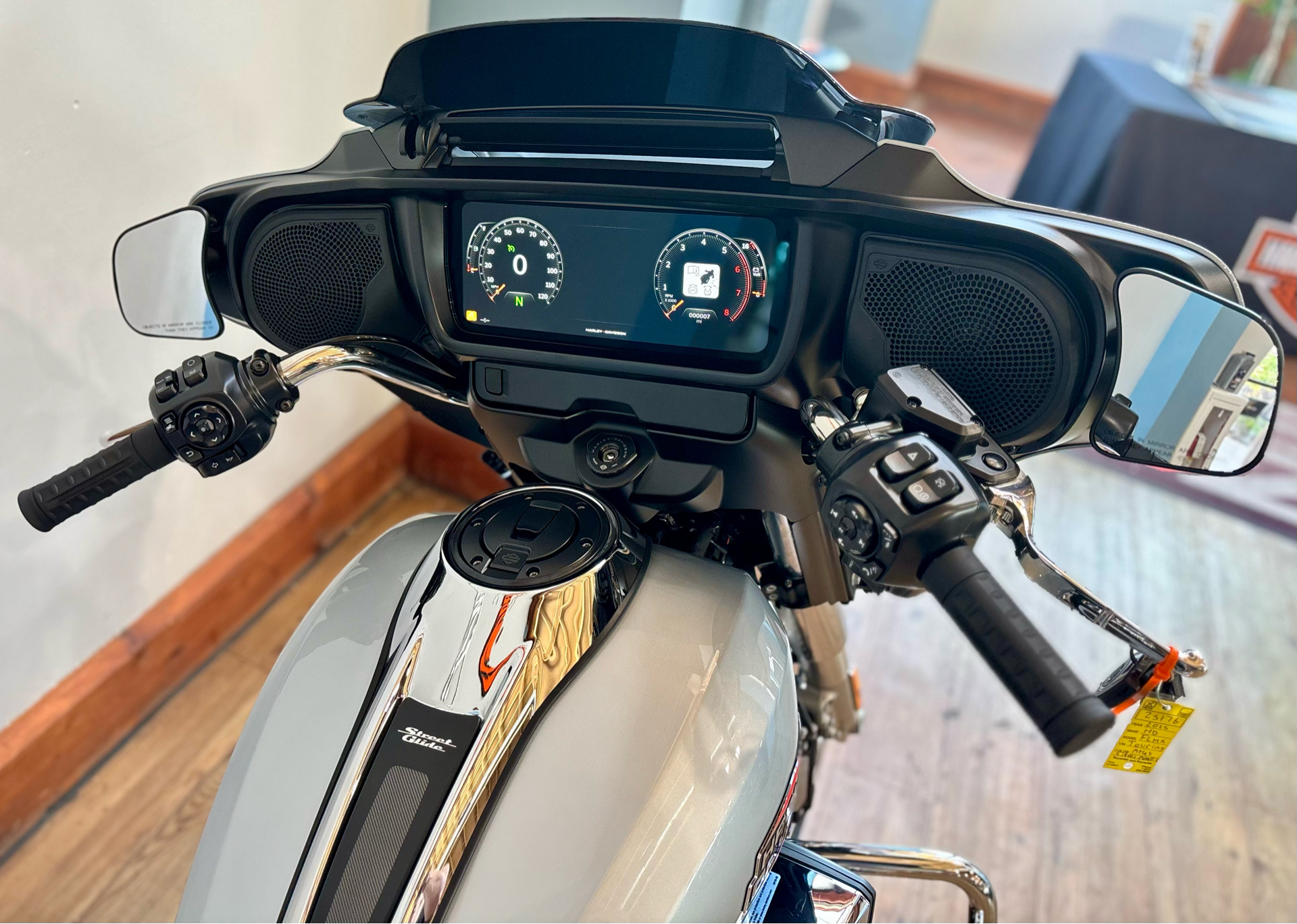 2025 Harley-Davidson Street Glide® in Loveland, Colorado - Photo 11
