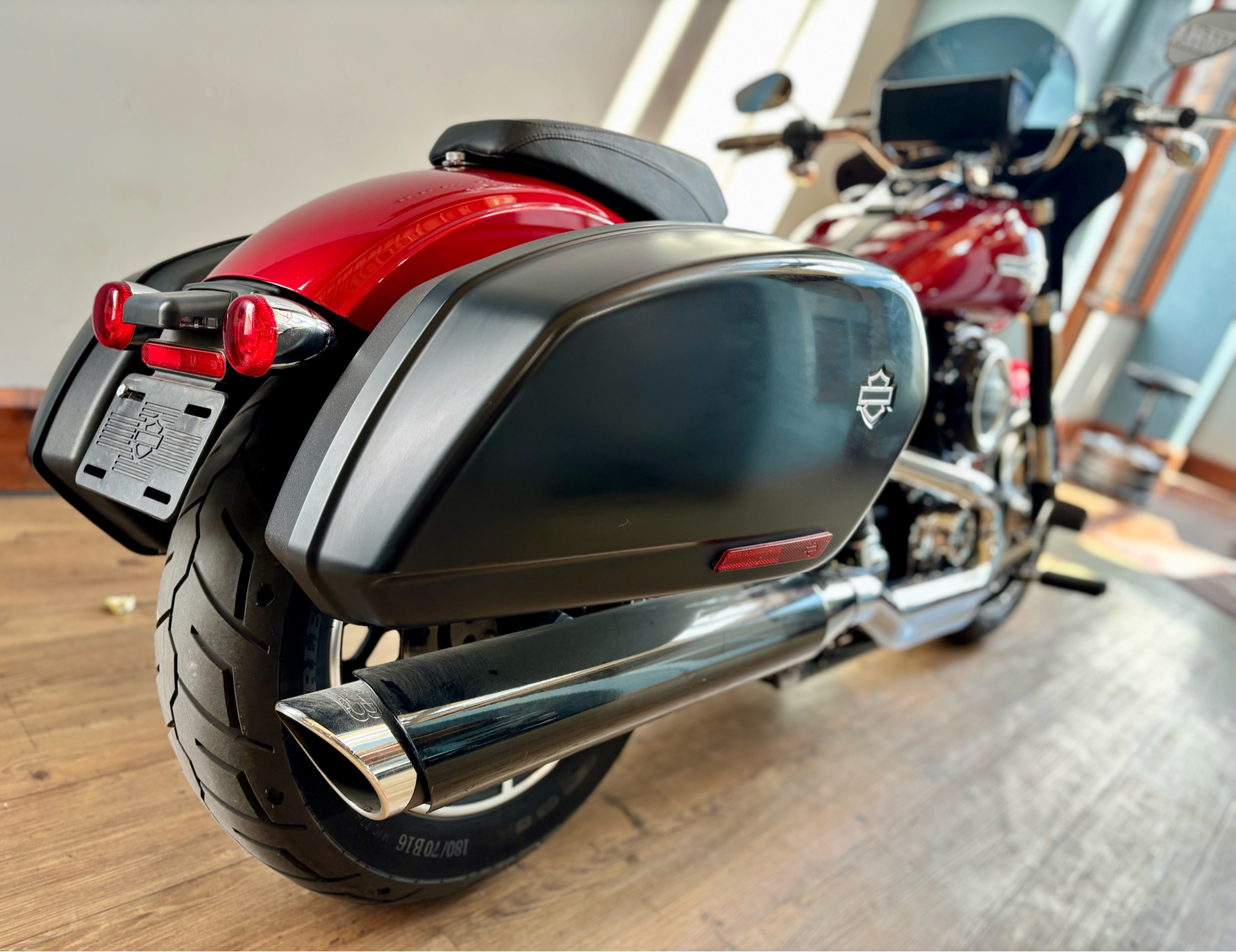 2019 Harley-Davidson Sport Glide® in Loveland, Colorado - Photo 9