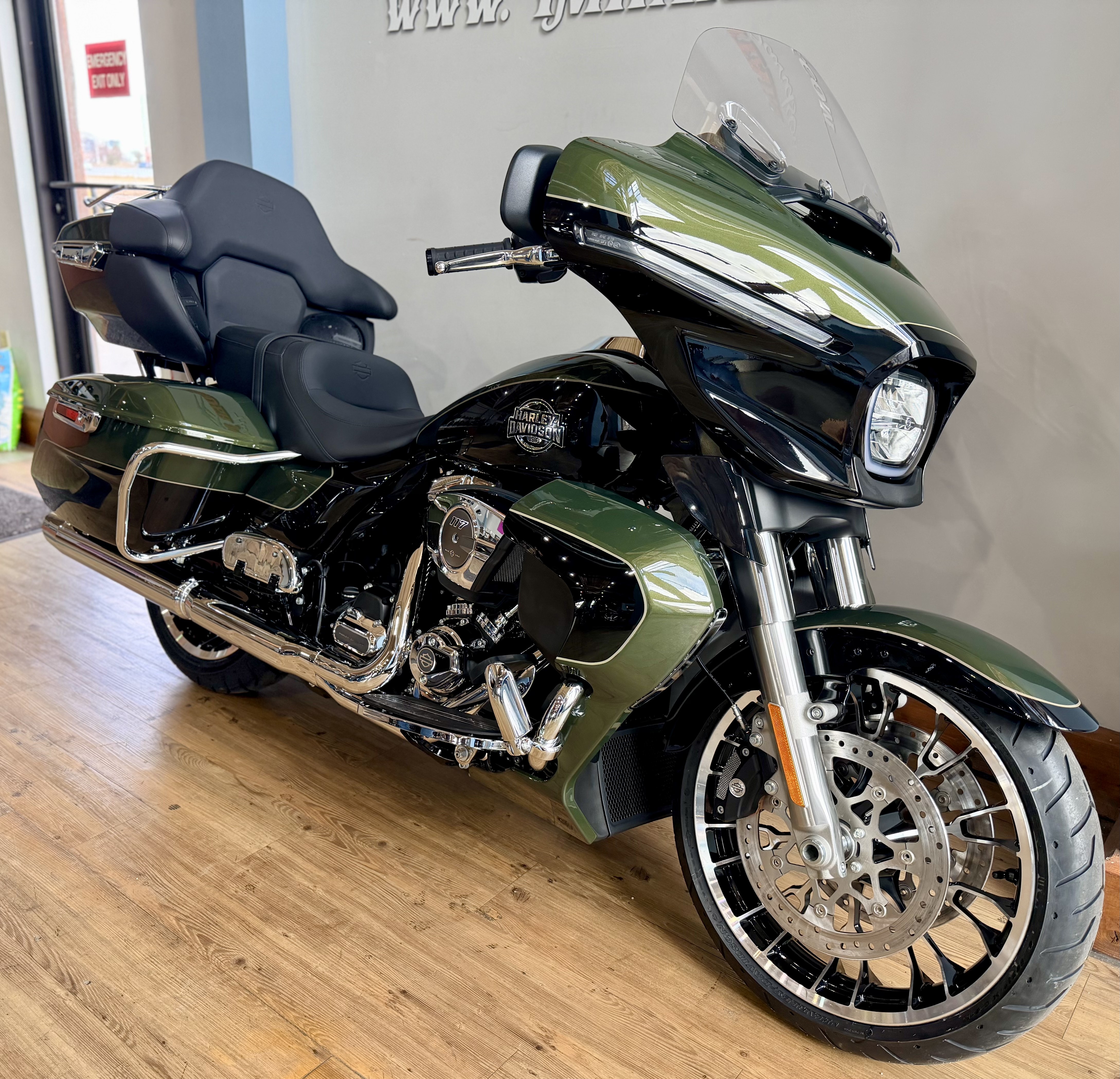 2026 Harley-Davidson Street Glide® Limited in Loveland, Colorado - Photo 2