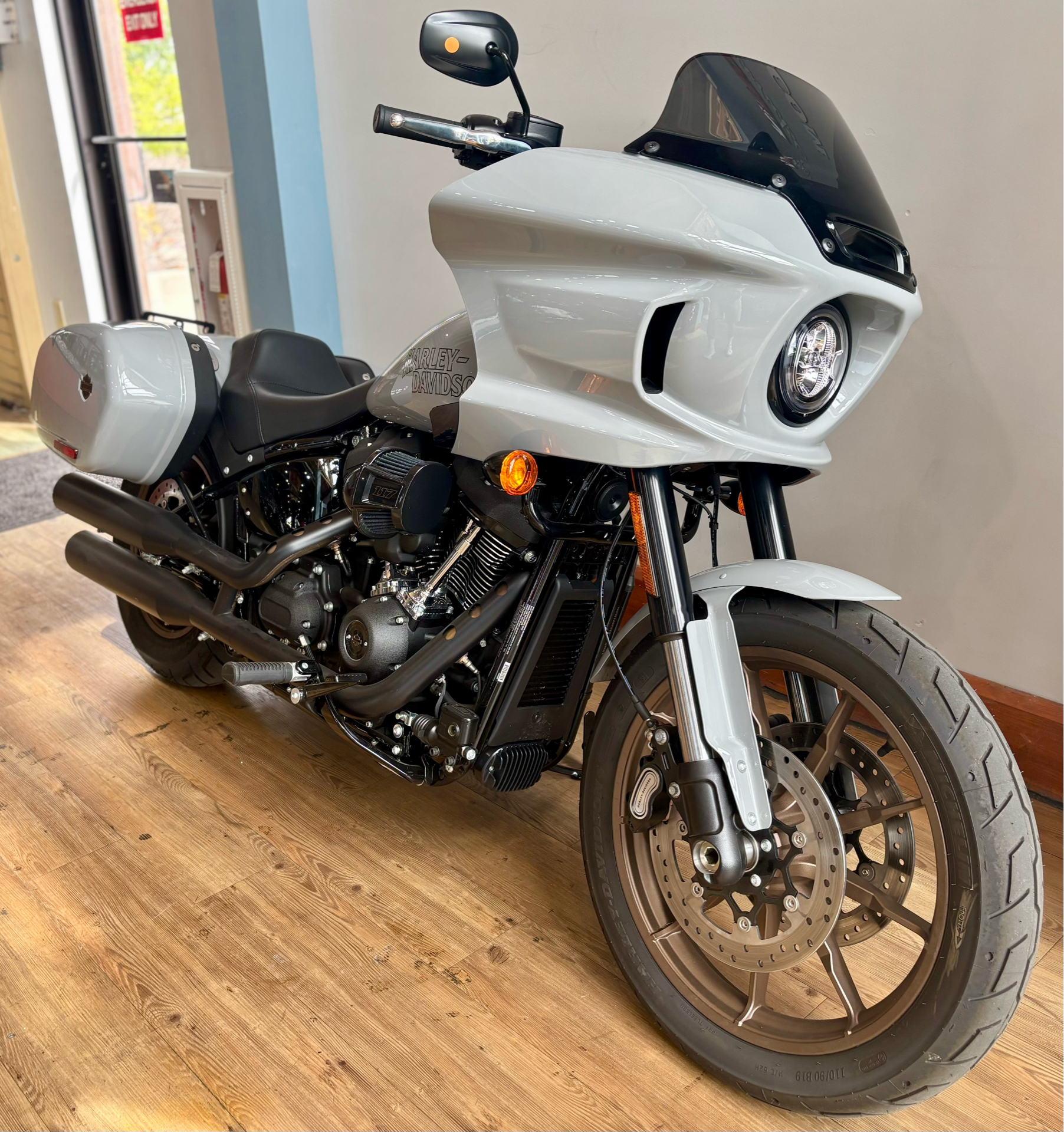 2024 Harley-Davidson Low Rider® ST in Loveland, Colorado - Photo 2